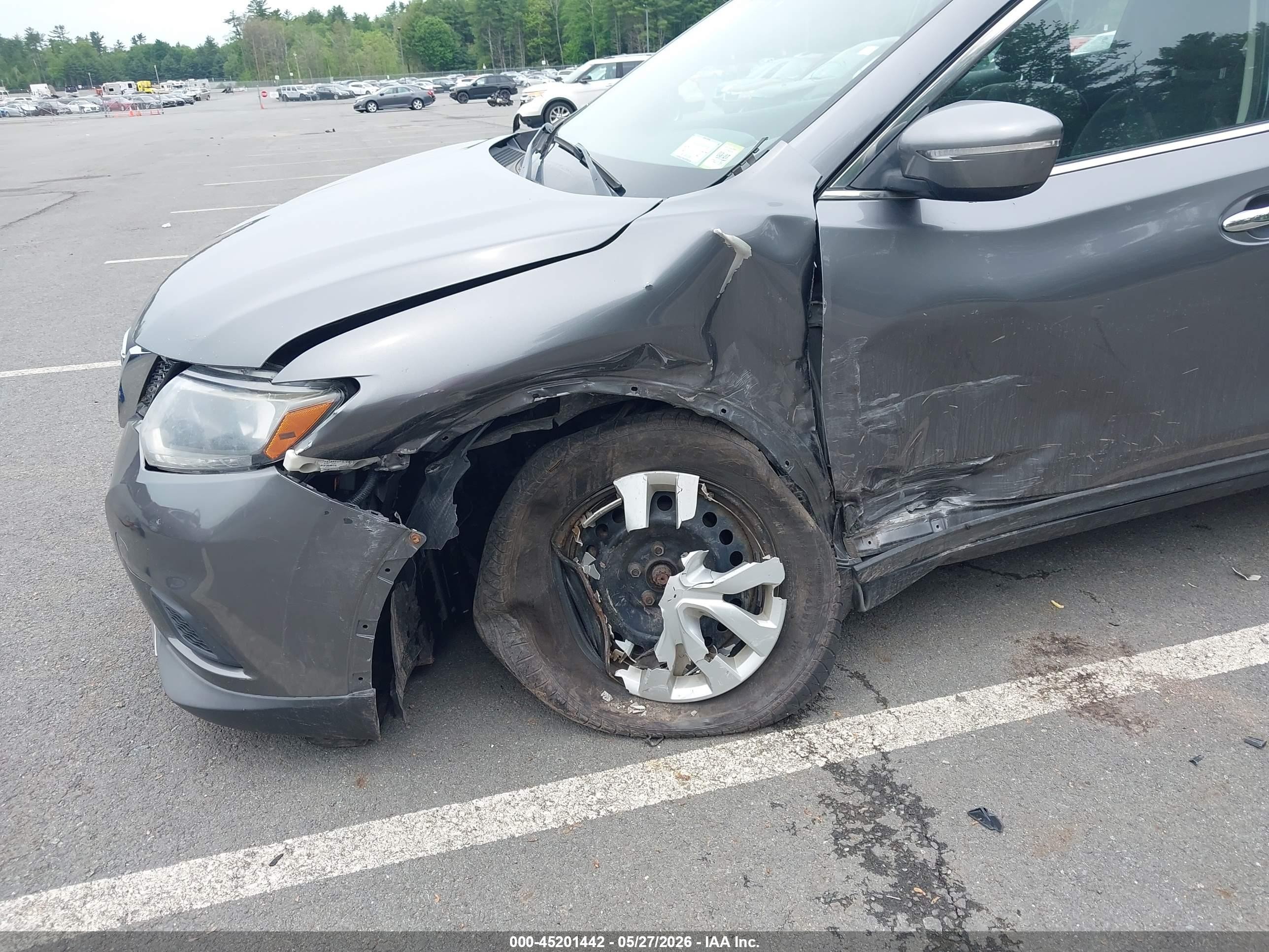 2015 Nissan Rogue S Gray vin: KNMAT2MV1FP565239