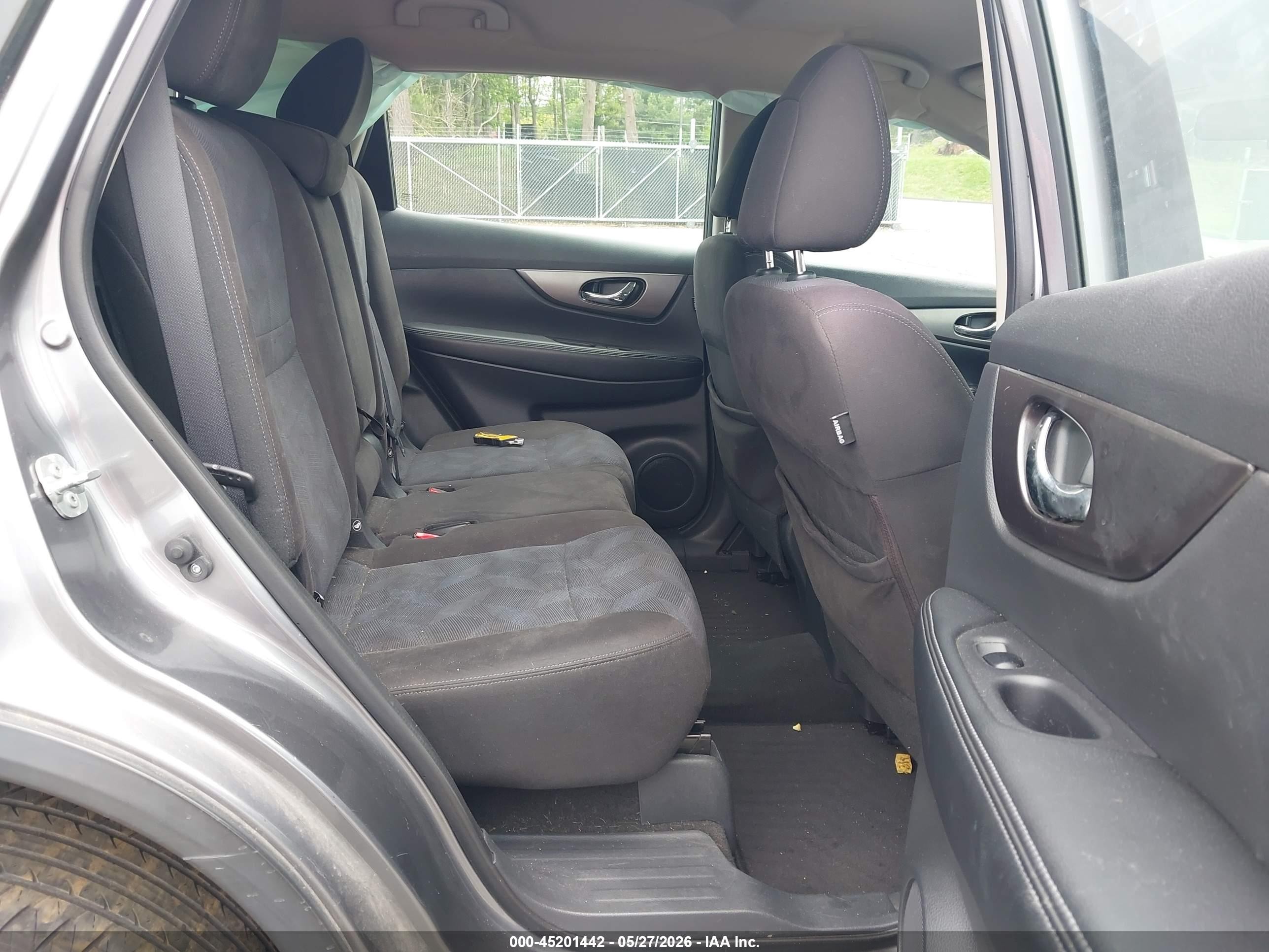 2015 Nissan Rogue S Gray vin: KNMAT2MV1FP565239