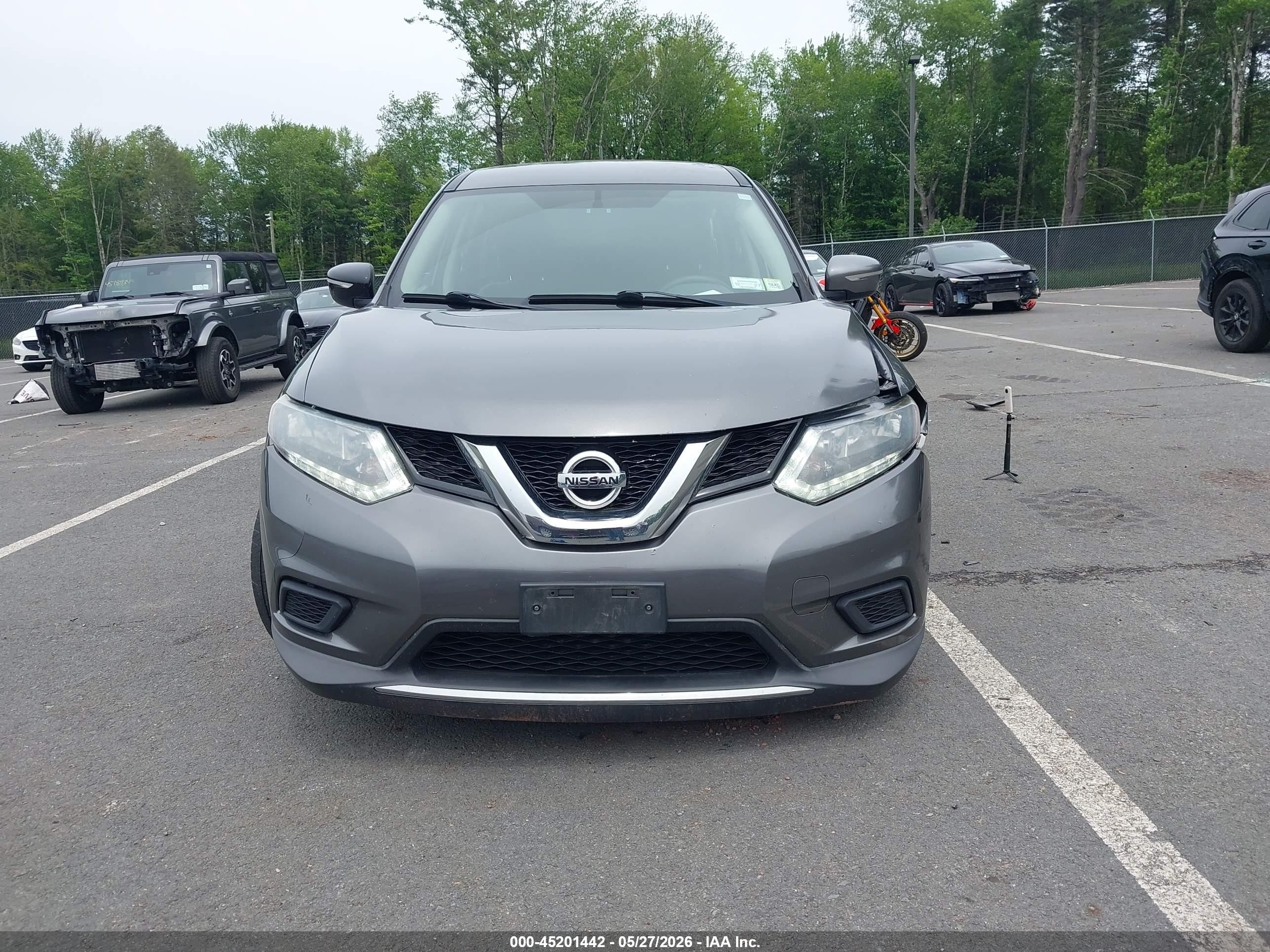 2015 Nissan Rogue S Gray vin: KNMAT2MV1FP565239