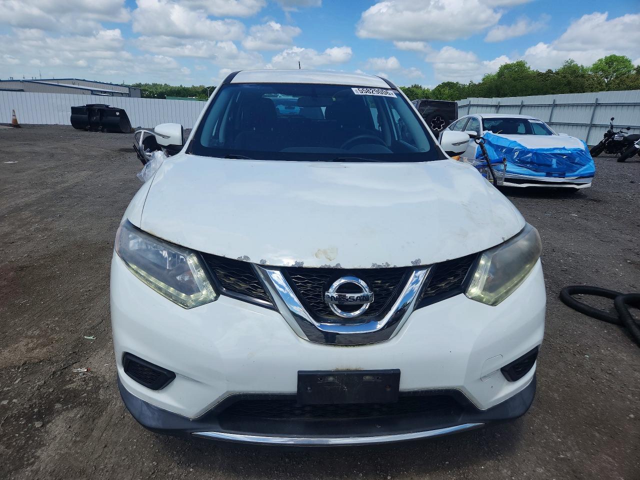 2015 Nissan Rogue S Белый vin: KNMAT2MV1FP573132