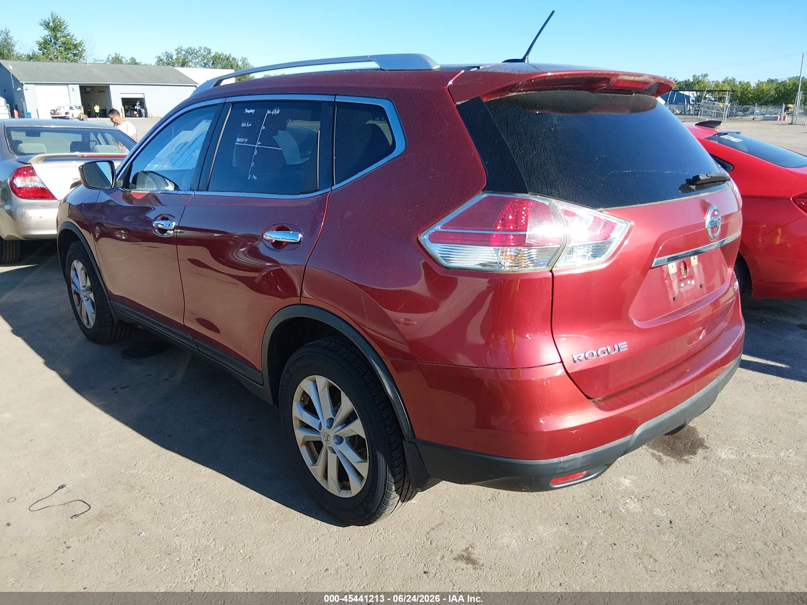2015 Nissan Rogue Sv Red vin: KNMAT2MV1FP585054