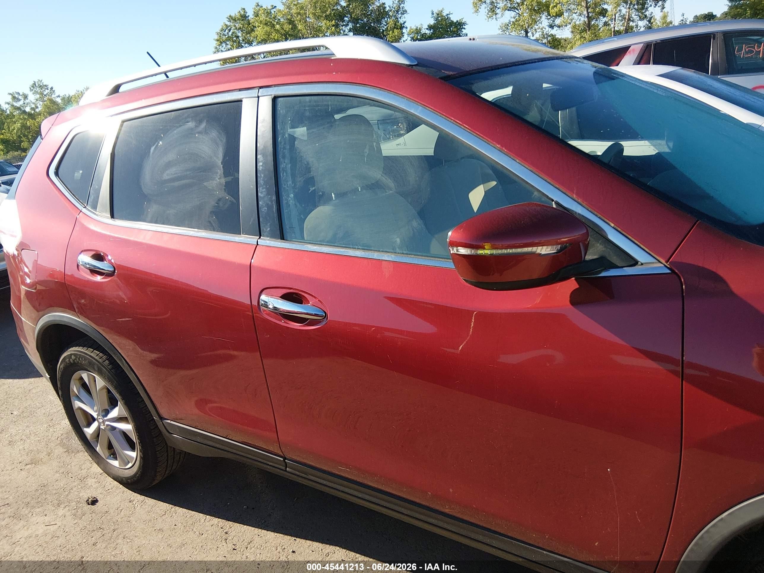 2015 Nissan Rogue Sv Red vin: KNMAT2MV1FP585054