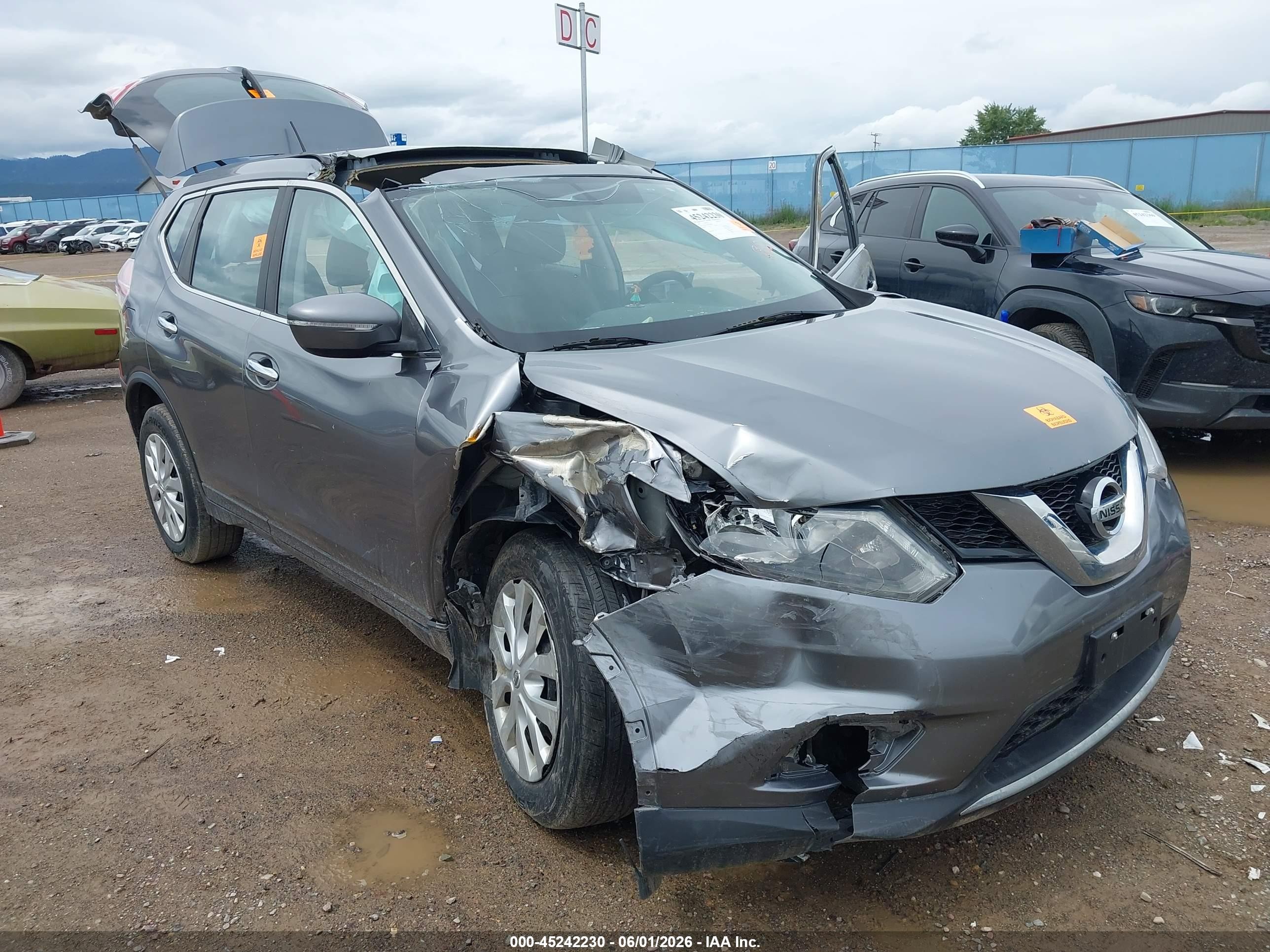 2015 Nissan Rogue S Blue vin: KNMAT2MV1FP585863