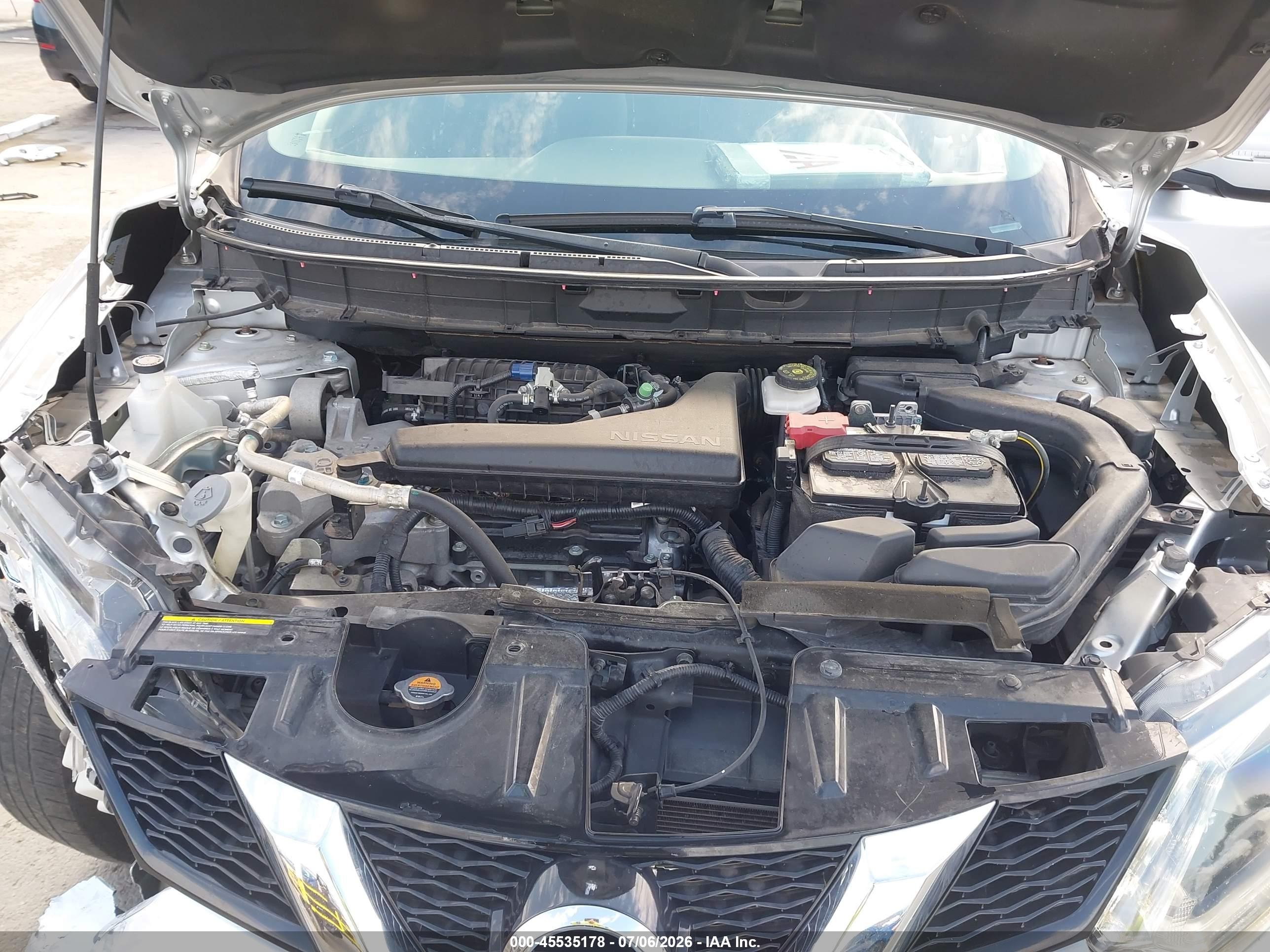 2015 Nissan Rogue S Silver vin: KNMAT2MV1FP591517