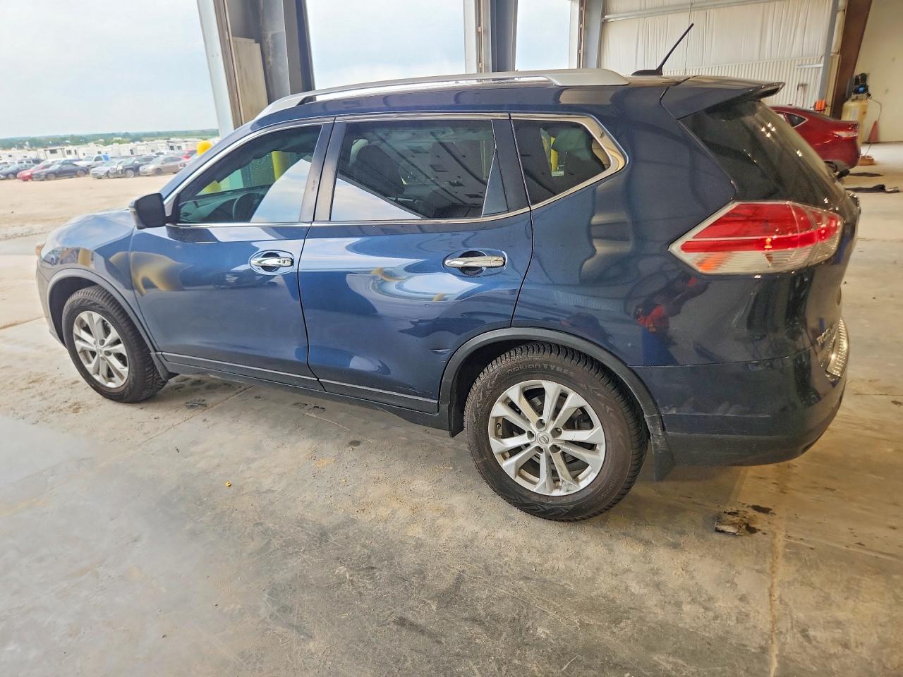 2016 Nissan Rogue Sv Синий vin: KNMAT2MV1GP630057