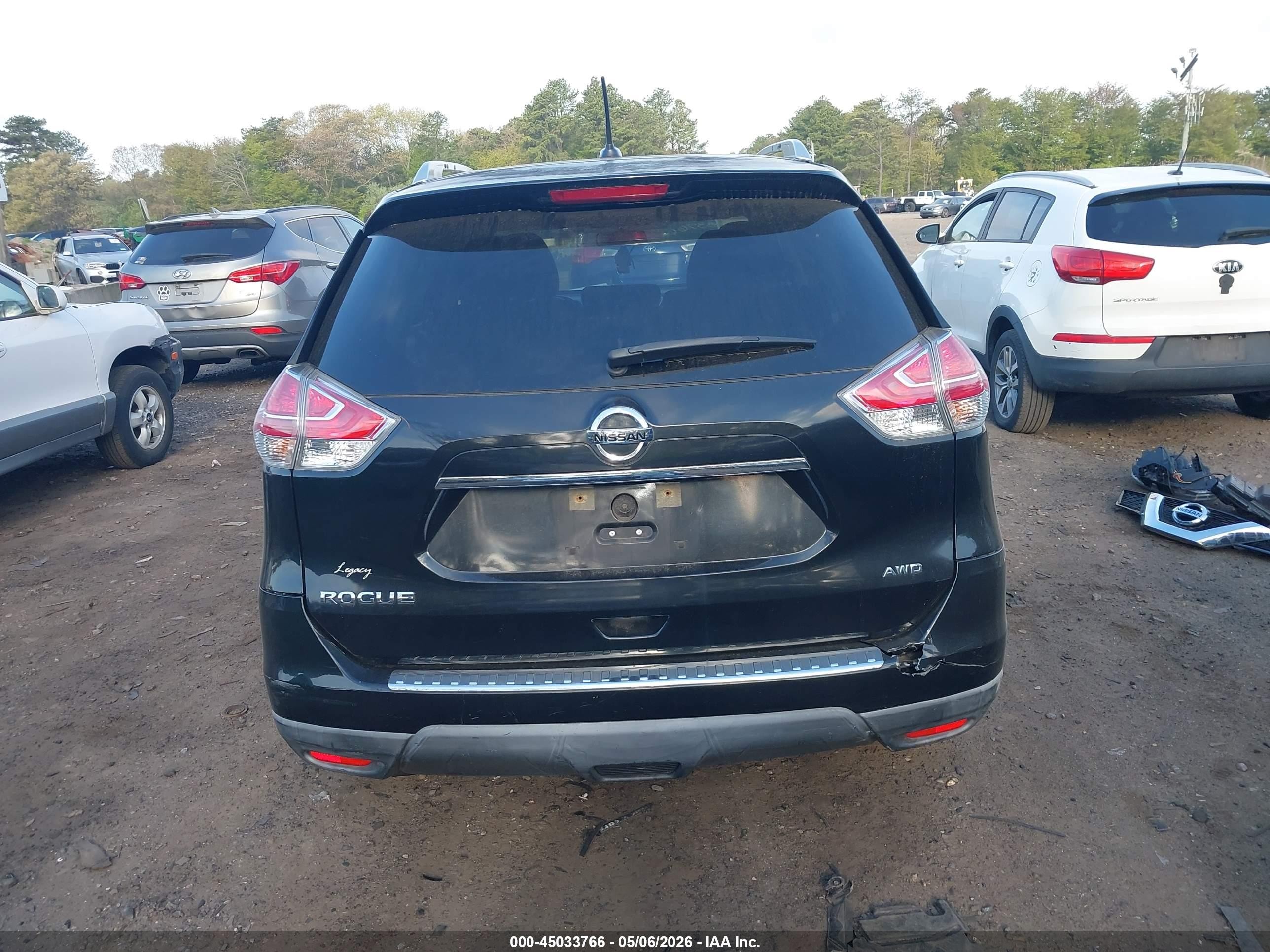 2016 Nissan Rogue S Черный vin: KNMAT2MV1GP694356