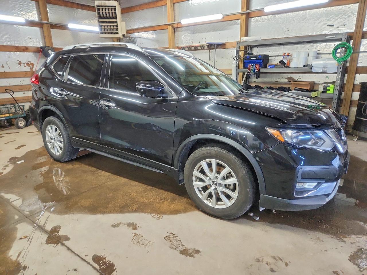 2017 Nissan Rogue Sv Черный vin: KNMAT2MV1HP533992