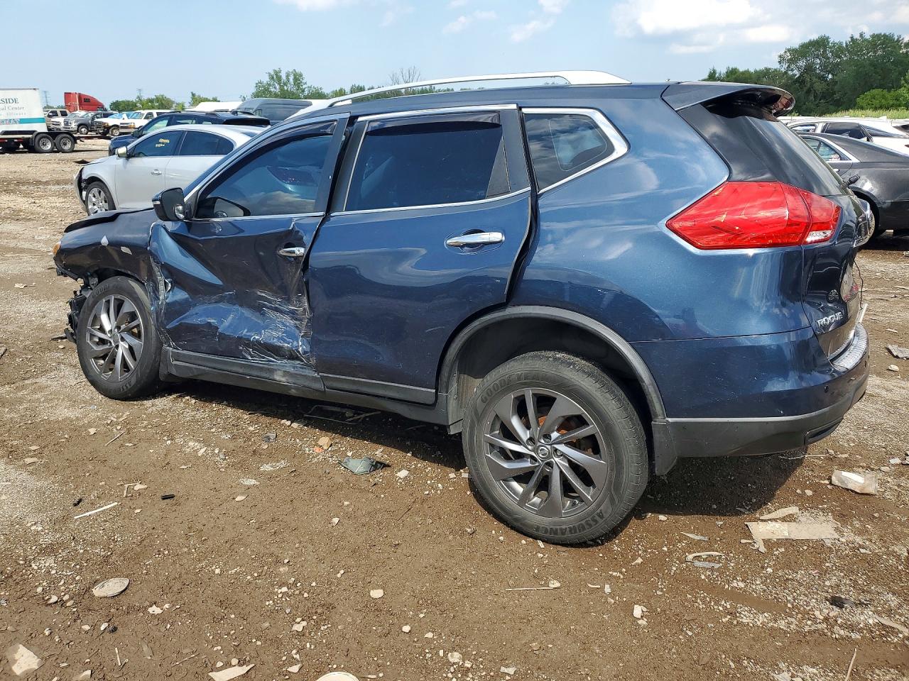 2015 Nissan Rogue S Синий vin: KNMAT2MV2FP514588