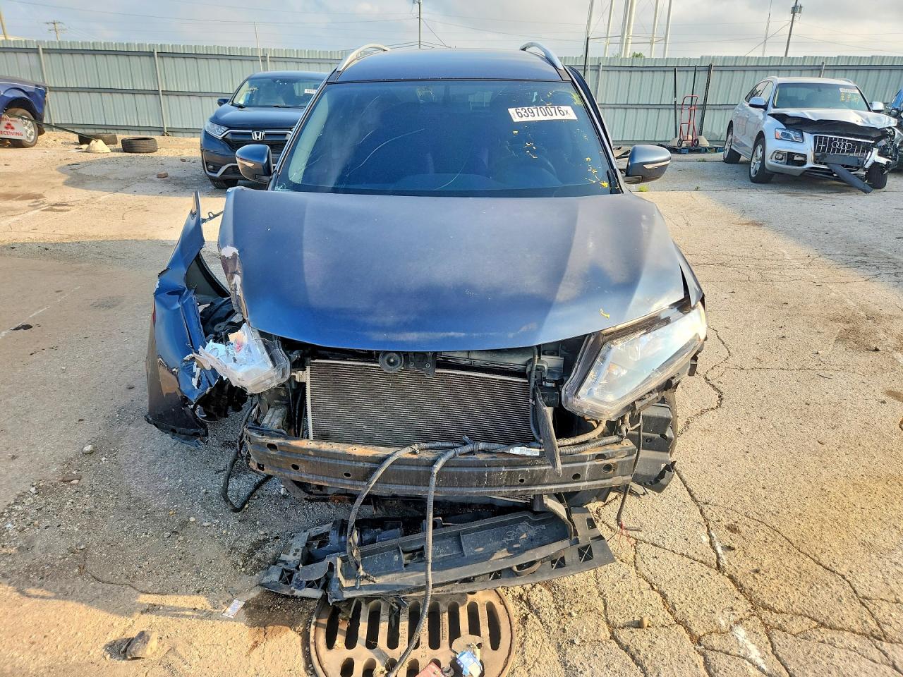 2015 Nissan Rogue S Синий vin: KNMAT2MV2FP514588