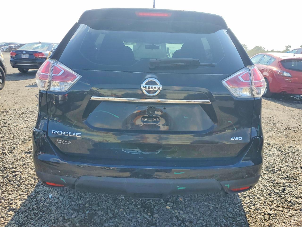2015 Nissan Rogue S Черный vin: KNMAT2MV2FP537868