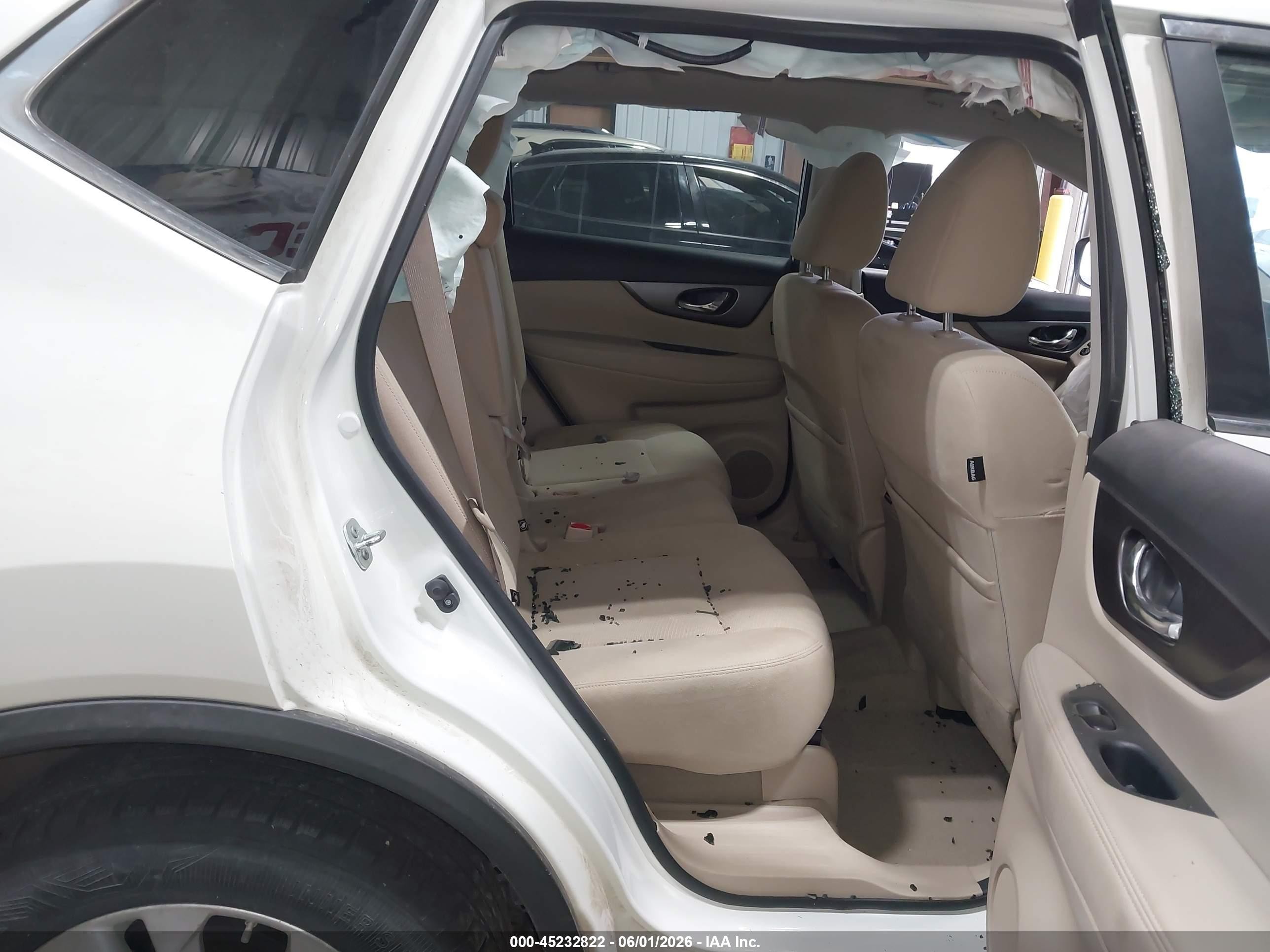2015 Nissan Rogue Sv White vin: KNMAT2MV2FP539913