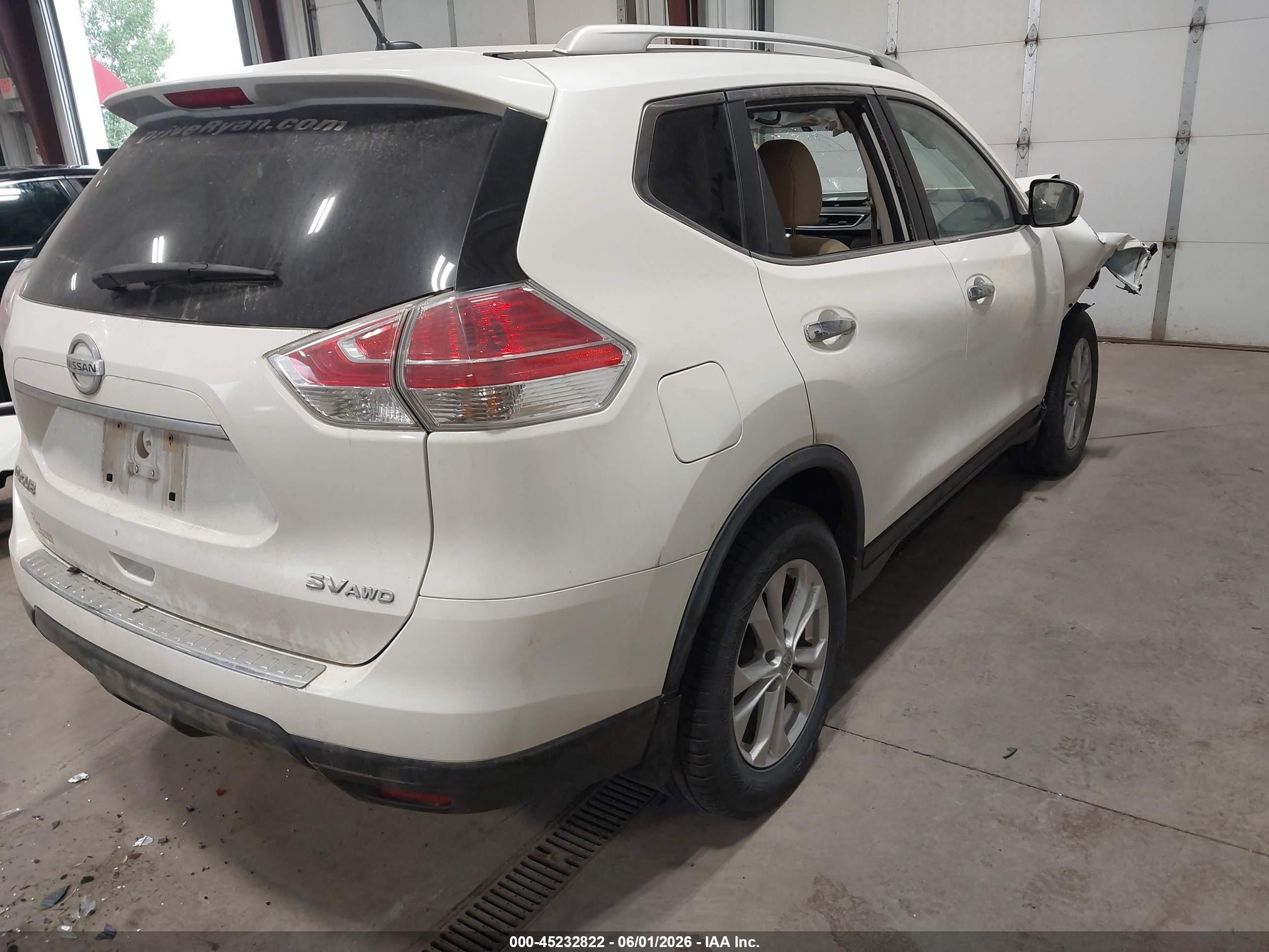 2015 Nissan Rogue Sv White vin: KNMAT2MV2FP539913