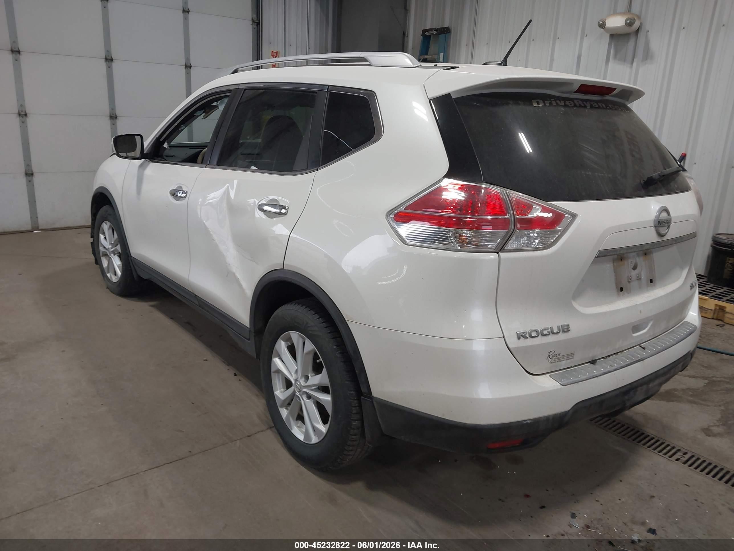 2015 Nissan Rogue Sv White vin: KNMAT2MV2FP539913