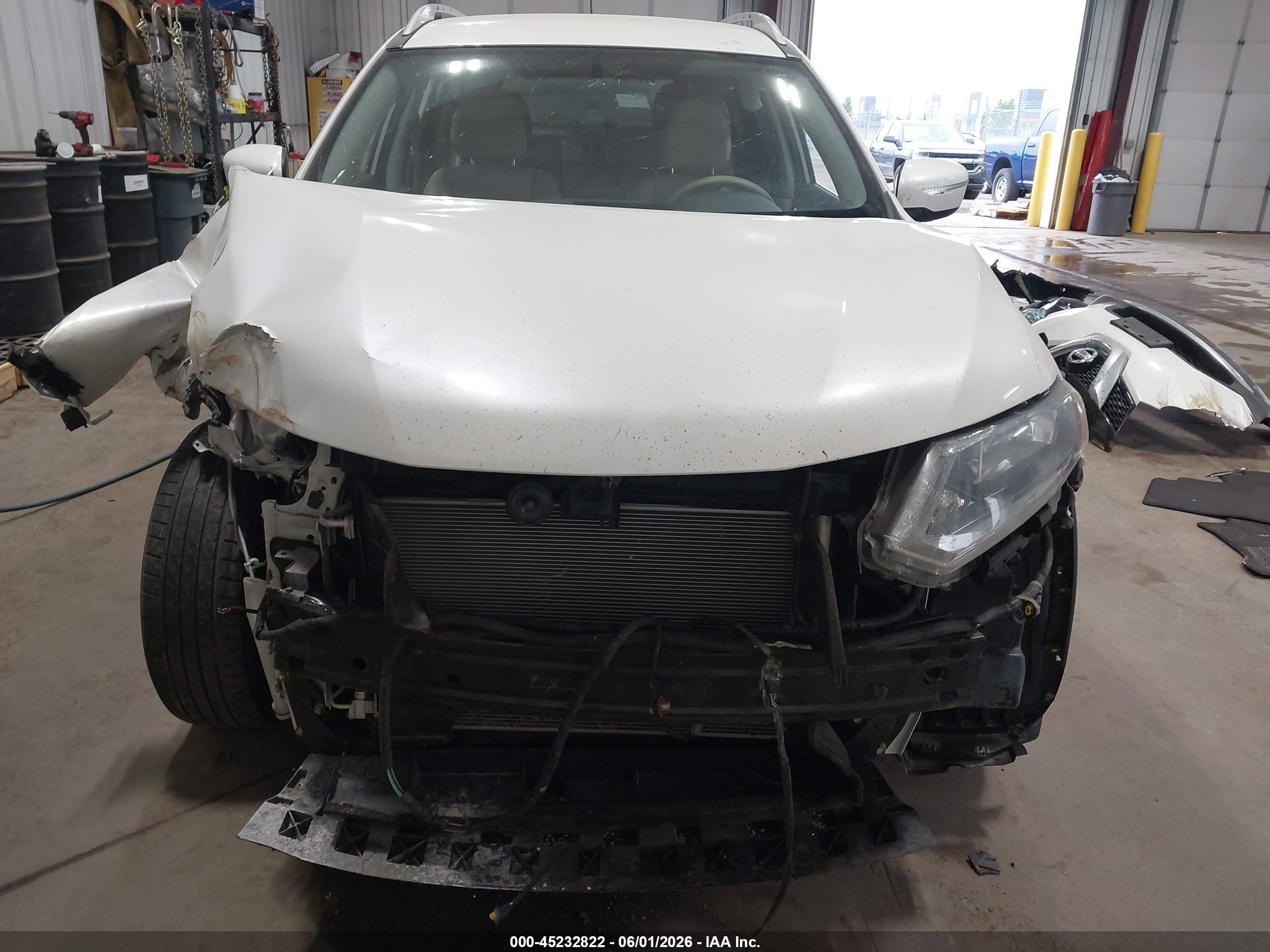 2015 Nissan Rogue Sv White vin: KNMAT2MV2FP539913