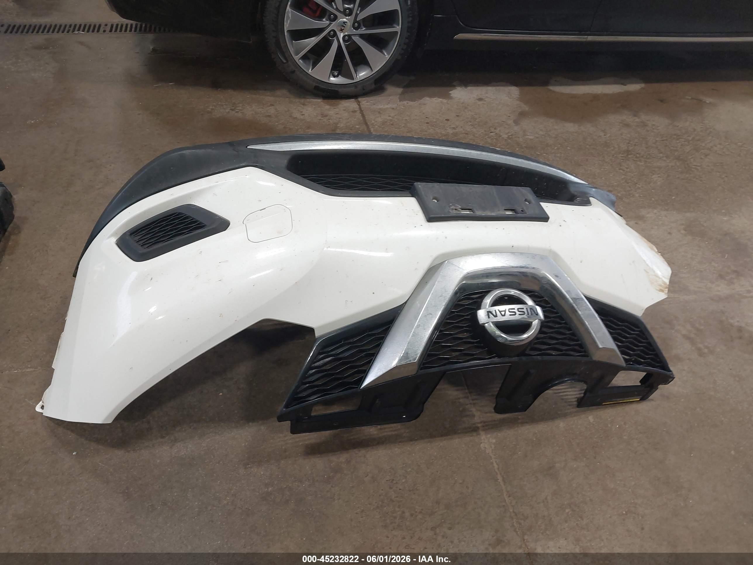 2015 Nissan Rogue Sv White vin: KNMAT2MV2FP539913