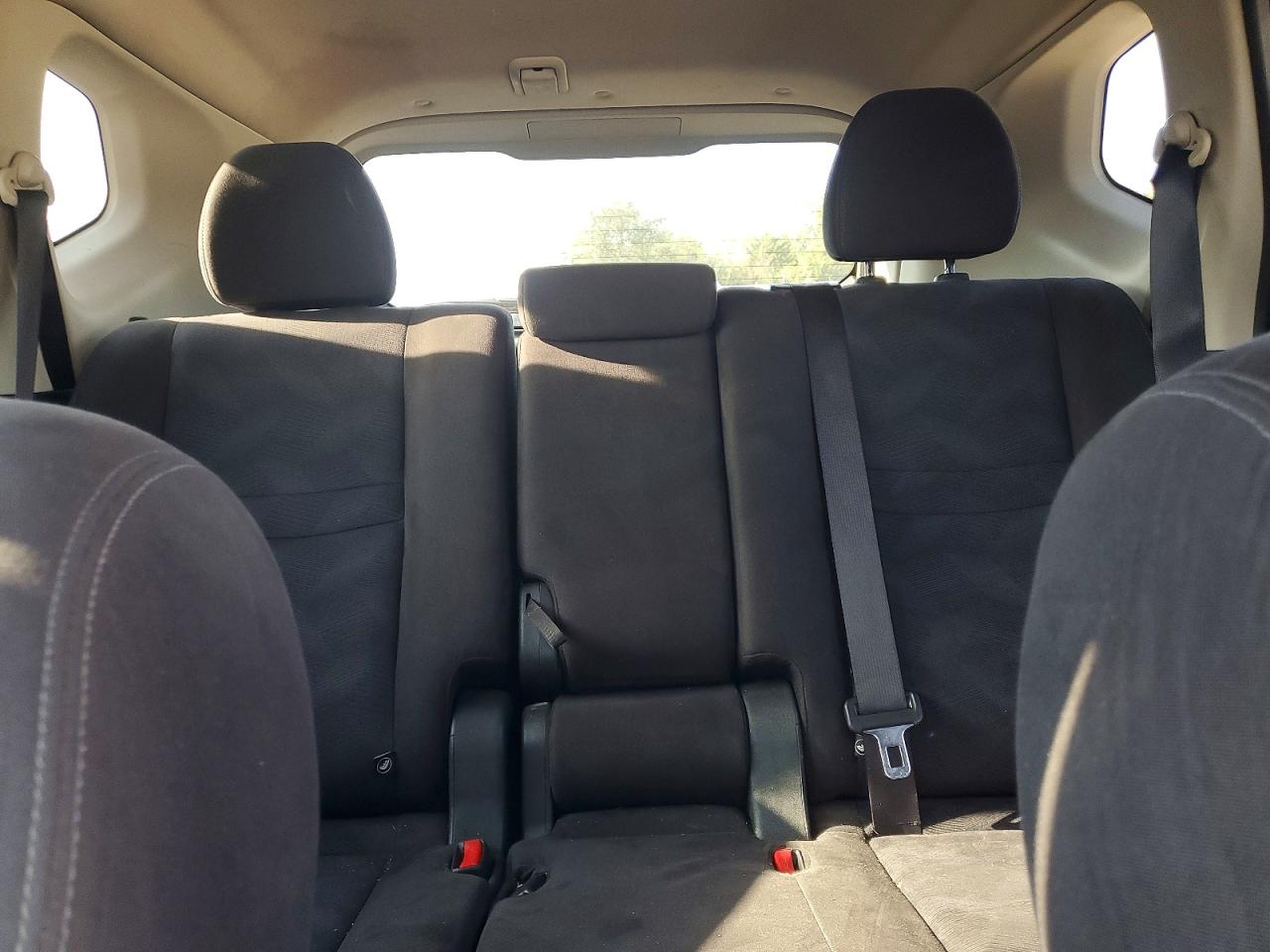 2015 Nissan Rogue Sv Gray vin: KNMAT2MV2FP543055