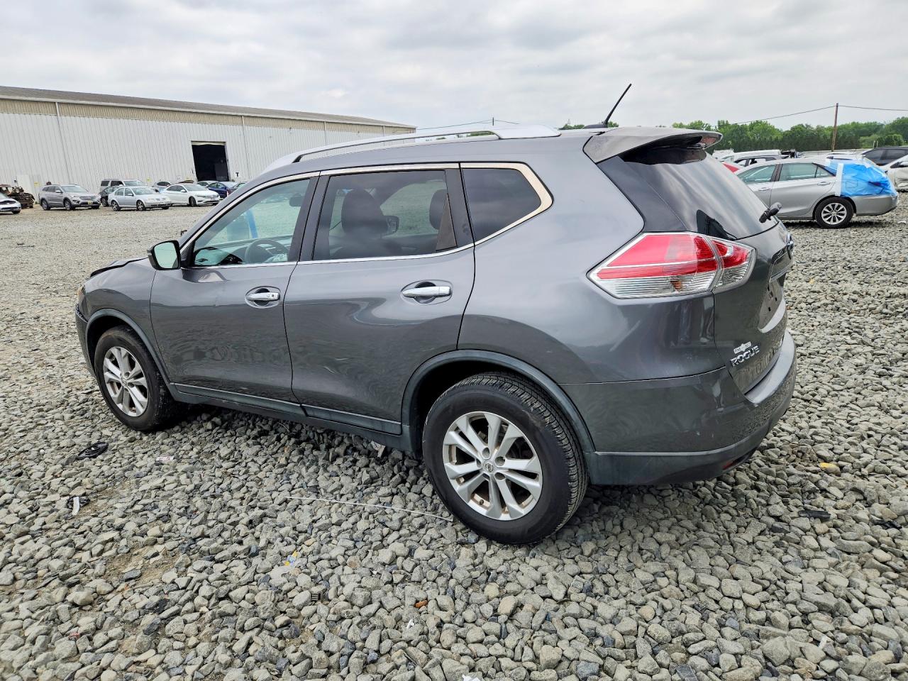 2015 Nissan Rogue Sv White vin: KNMAT2MV2FP545355