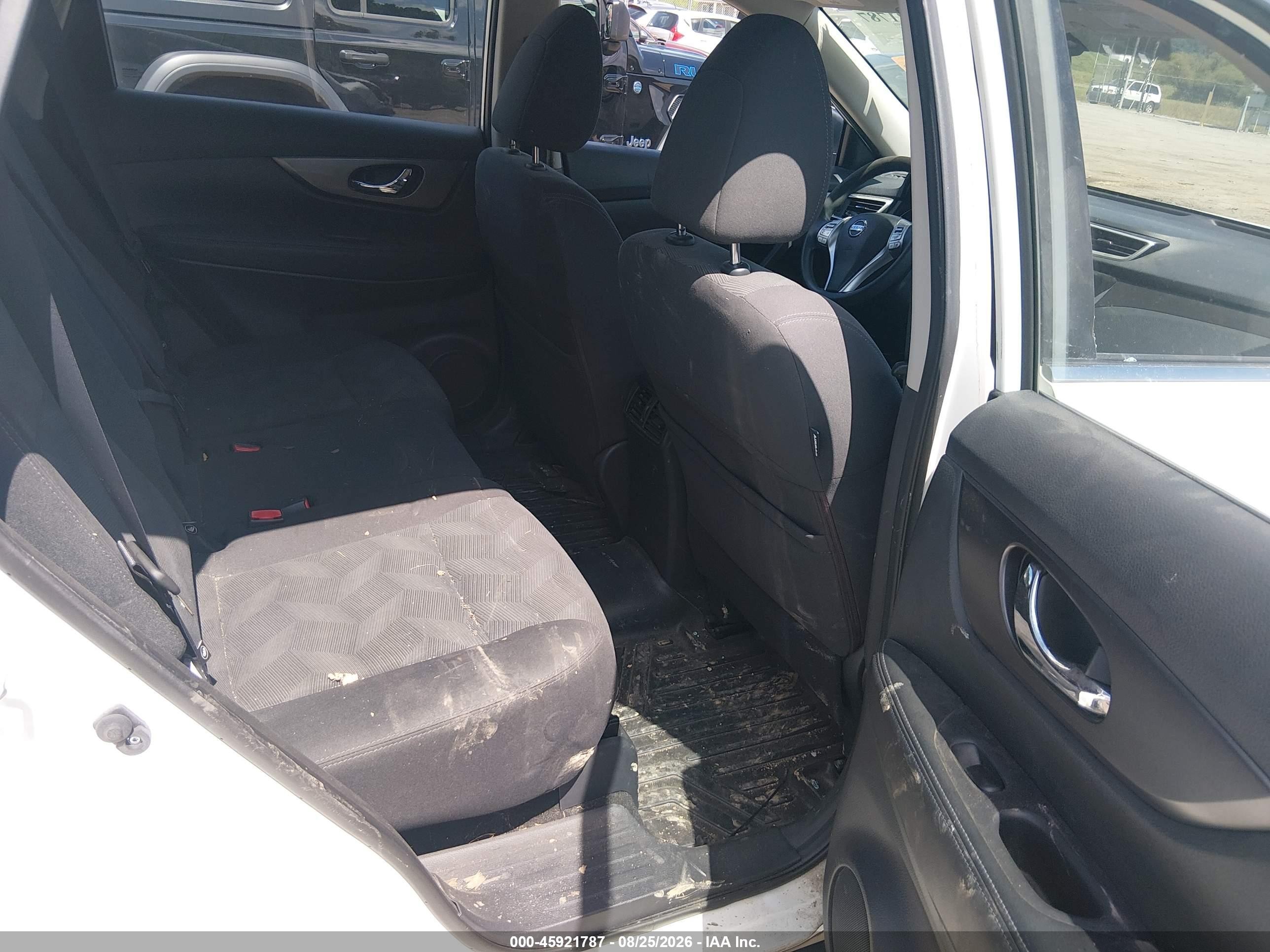 2016 Nissan Rogue S White vin: KNMAT2MV2GP635400