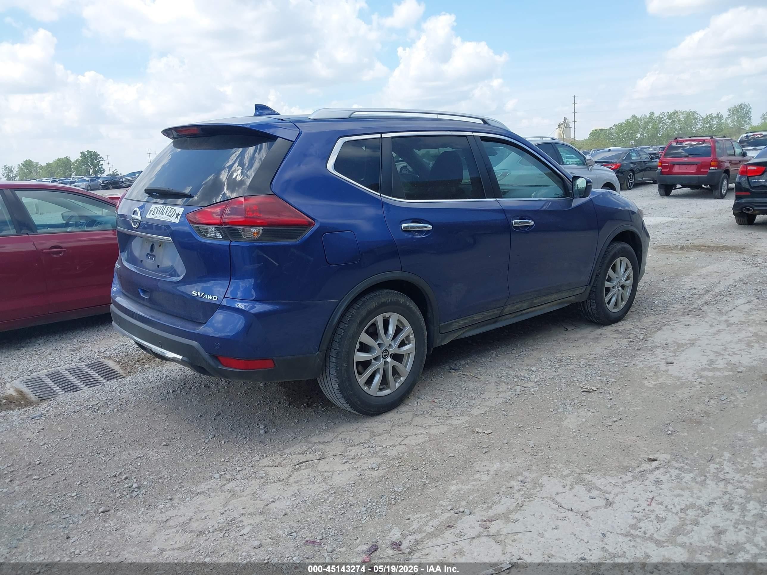 2019 Nissan Rogue Sv Blue vin: KNMAT2MV2KP509854
