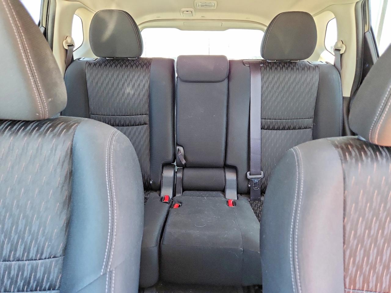 2019 Nissan Rogue Black vin: KNMAT2MV2KP519672