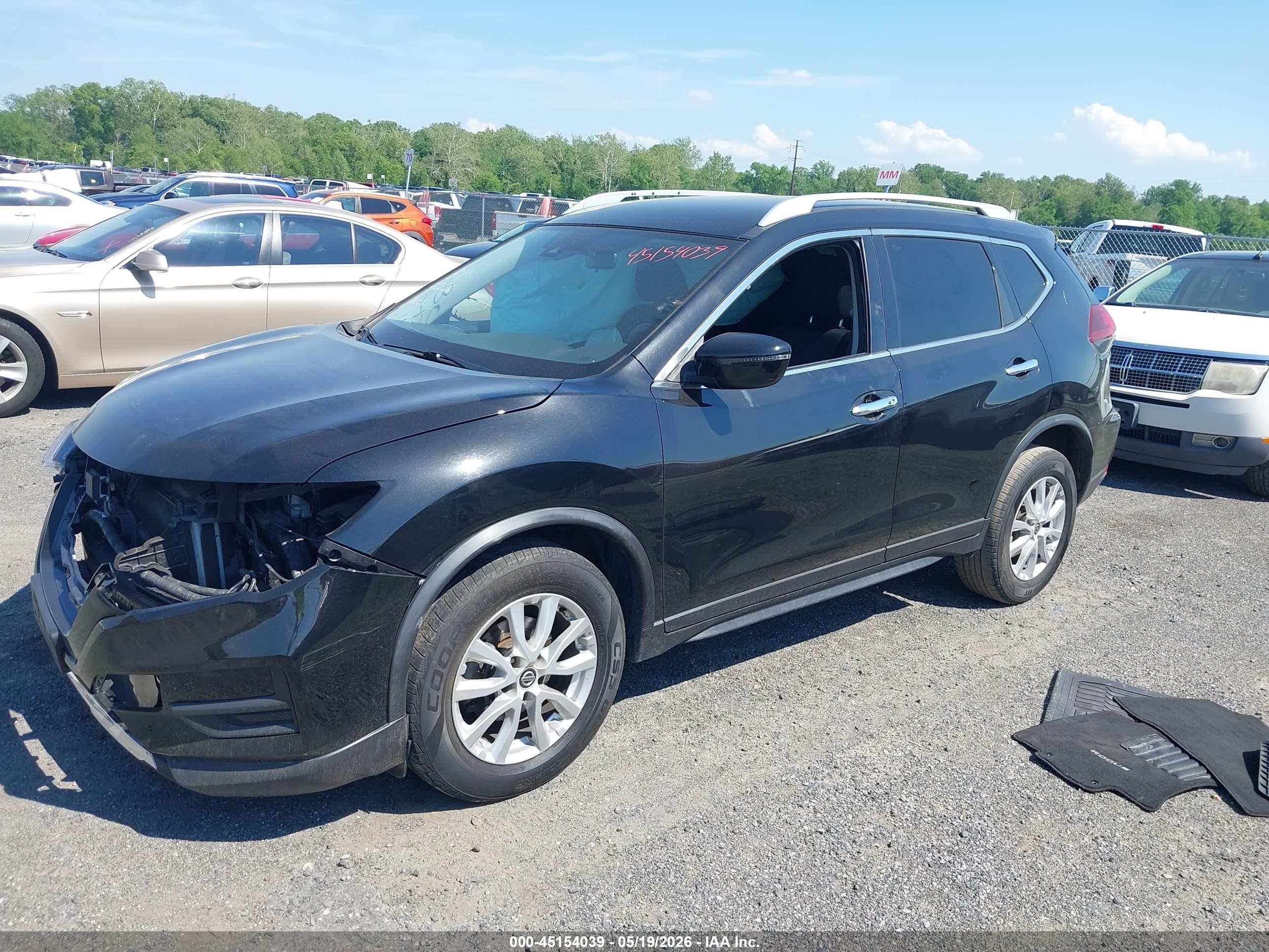 2019 Nissan Rogue Sv Черный vin: KNMAT2MV2KP530395