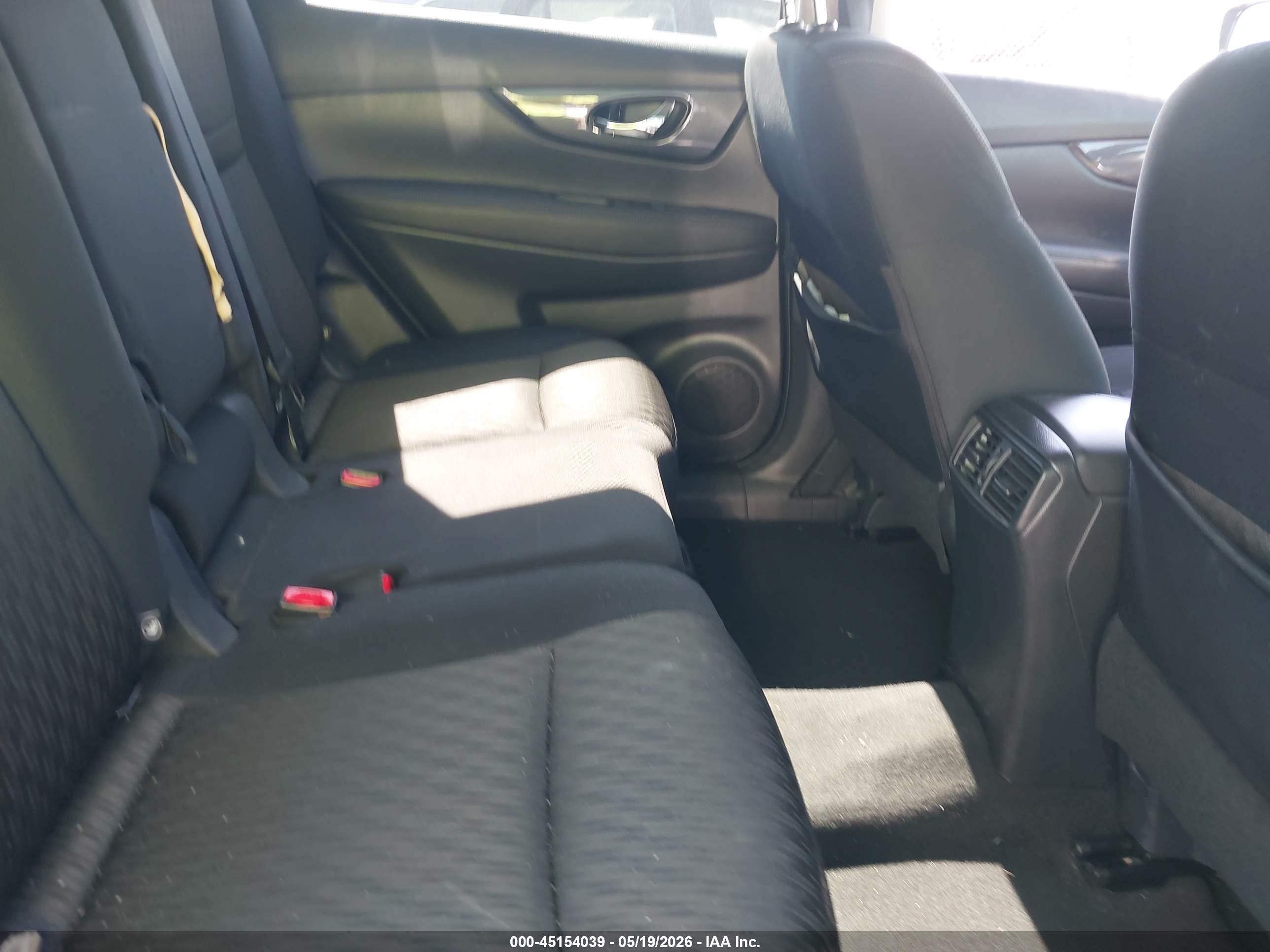 2019 Nissan Rogue Sv Черный vin: KNMAT2MV2KP530395