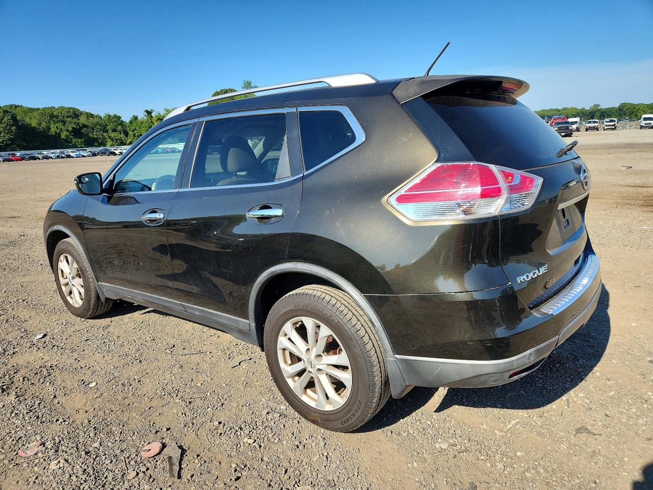 2015 Nissan Rogue Sv Green vin: KNMAT2MV3FP504345