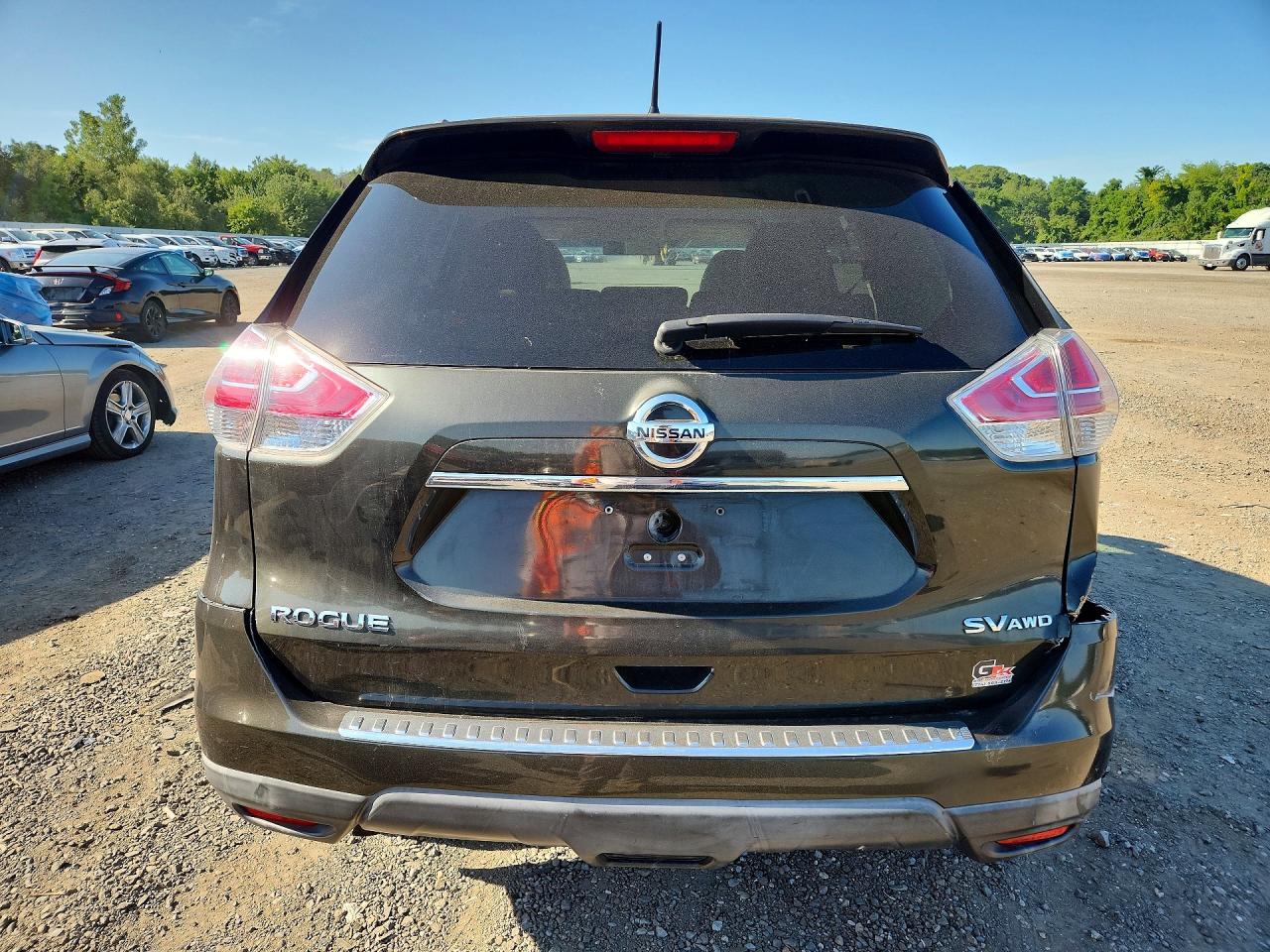 2015 Nissan Rogue Sv Green vin: KNMAT2MV3FP504345