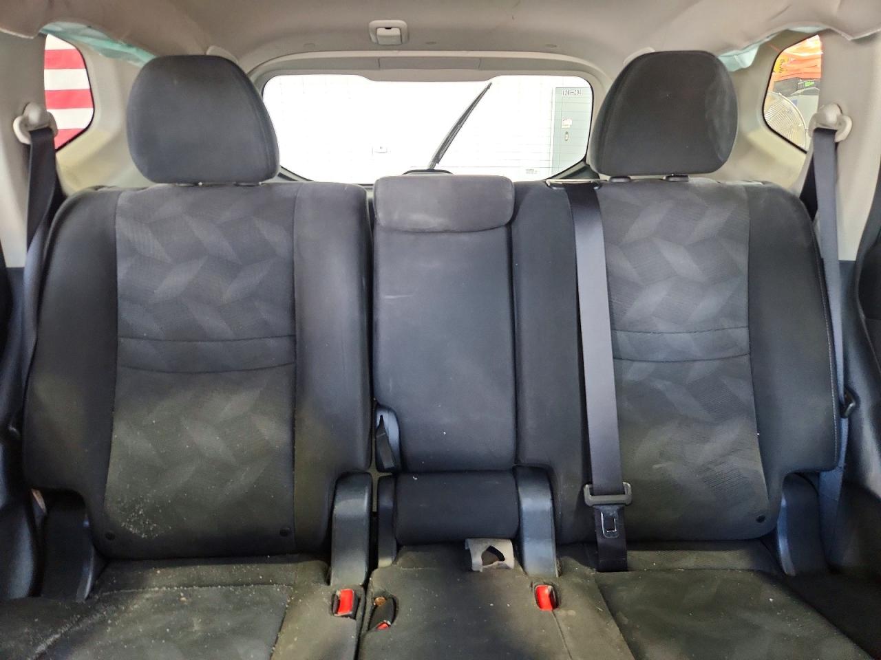 2015 Nissan Rogue Sv Gray vin: KNMAT2MV3FP508881