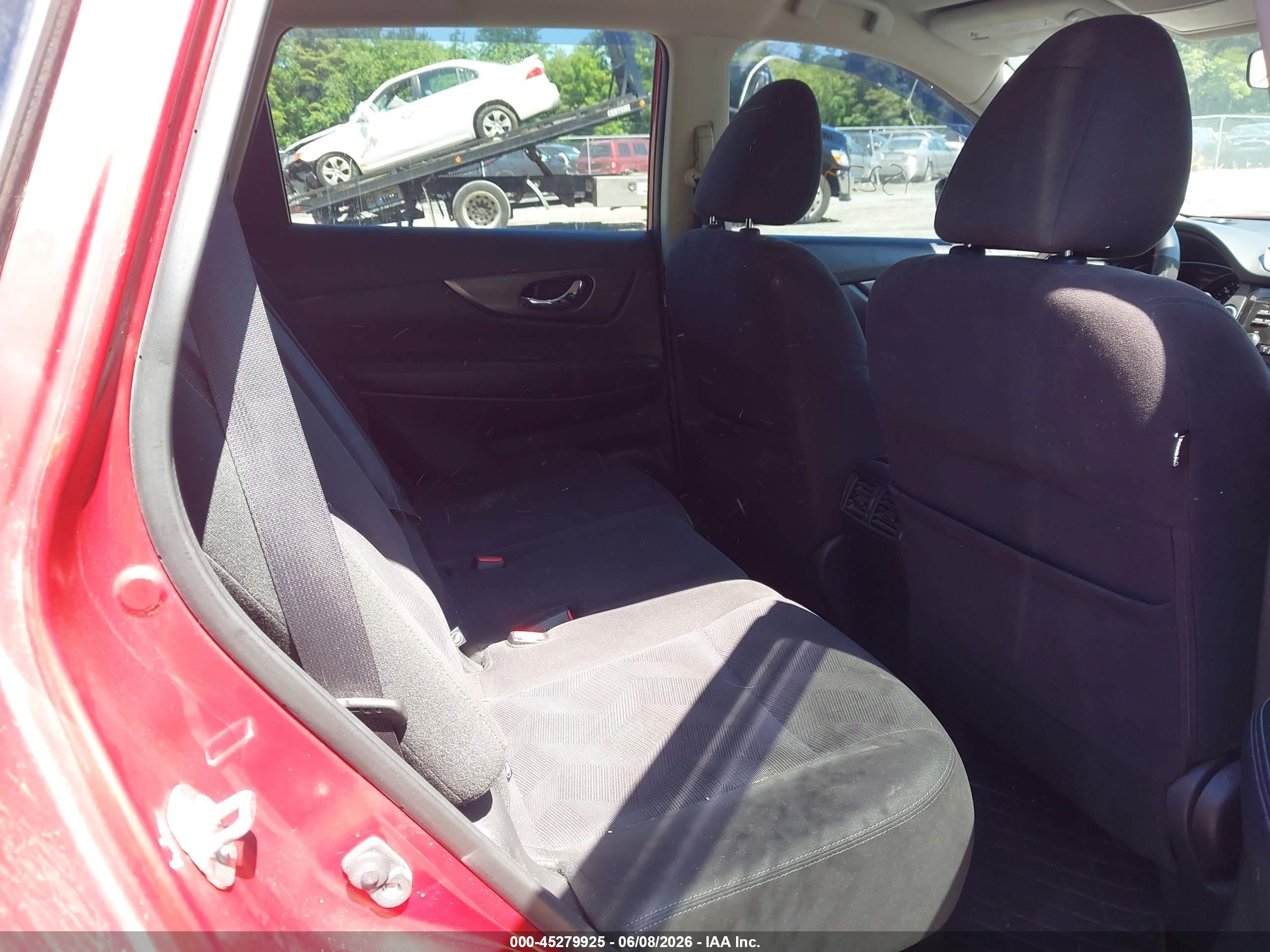 2015 Nissan Rogue Sv Red vin: KNMAT2MV3FP520917