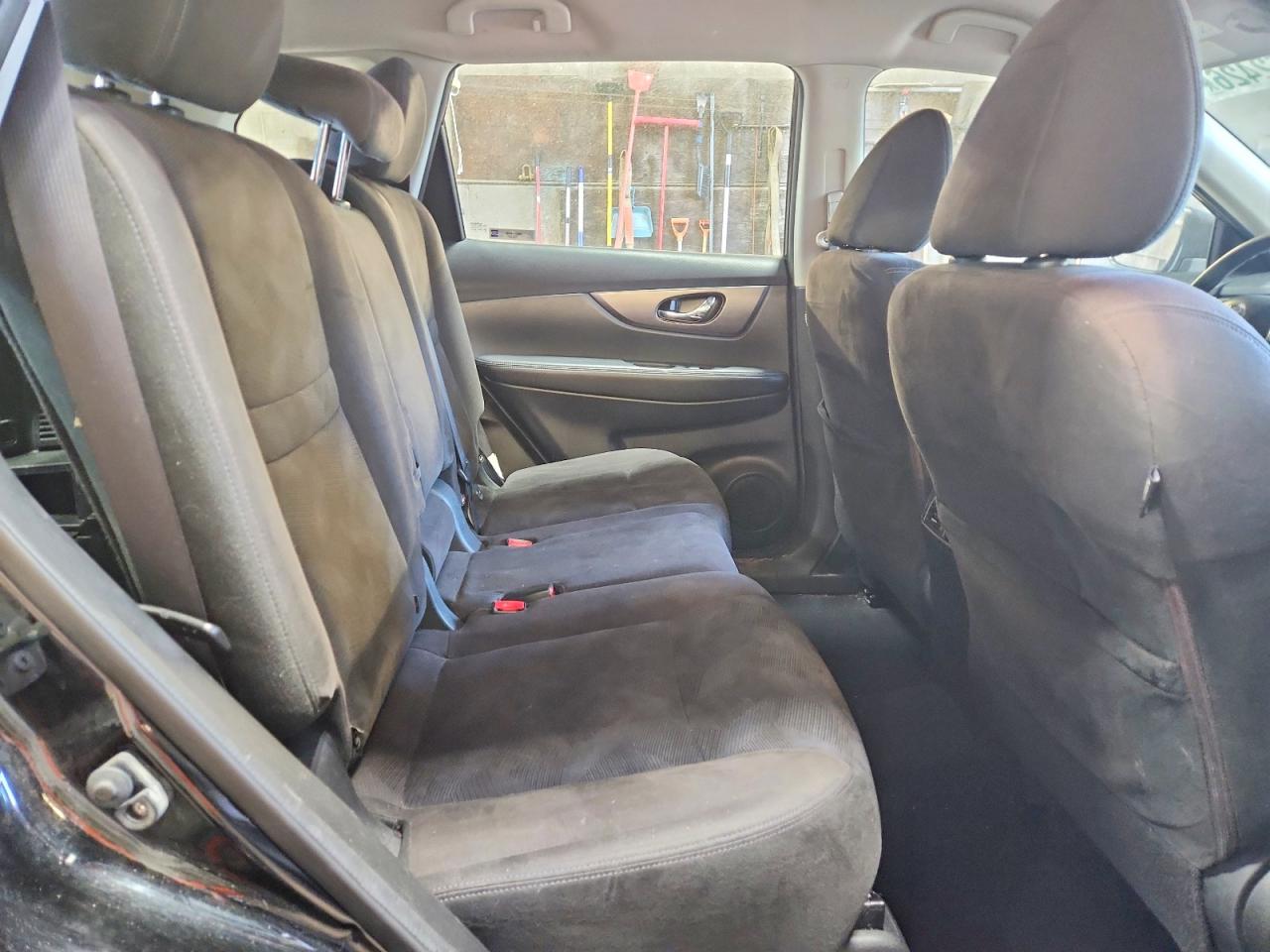 2015 Nissan Rogue S Black vin: KNMAT2MV3FP526684