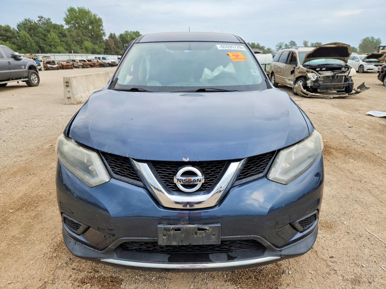 2015 Nissan Rogue S Blue vin: KNMAT2MV3FP563394