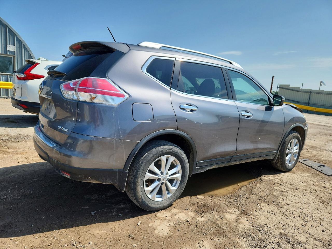2015 Nissan Rogue Sv Silver vin: KNMAT2MV3FP566280