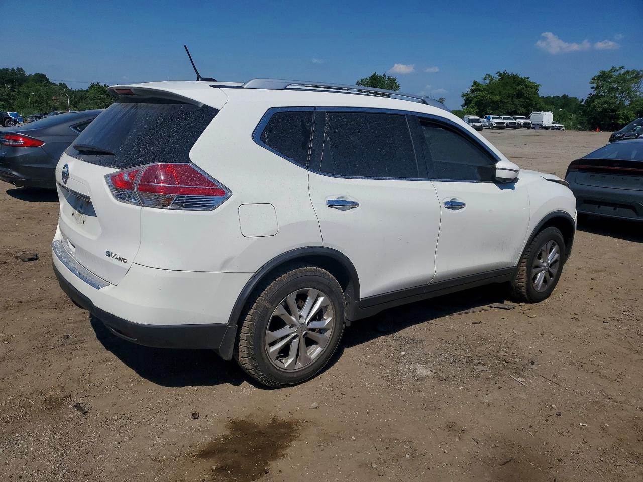2015 Nissan Rogue Sv White vin: KNMAT2MV3FP567011
