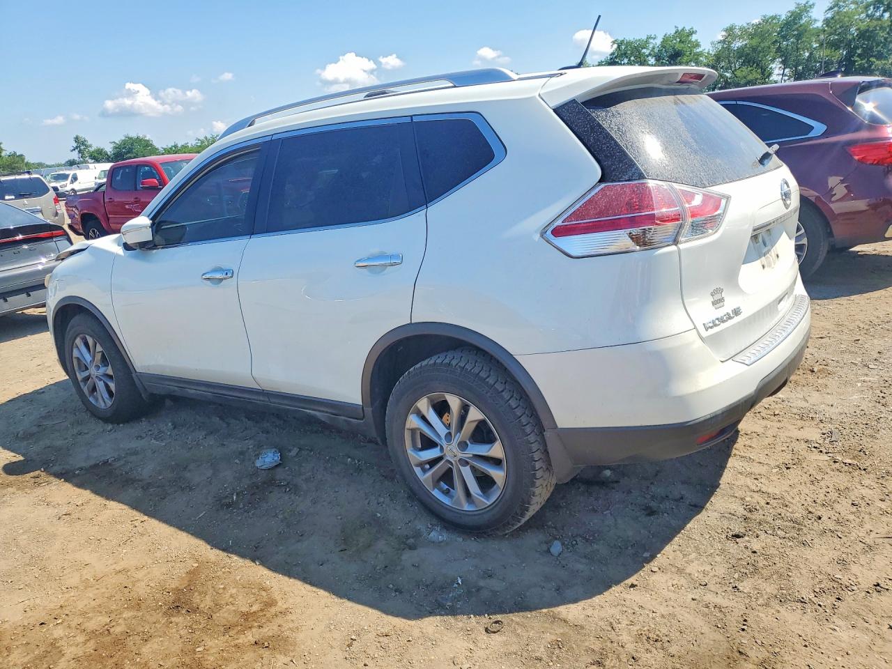 2015 Nissan Rogue Sv White vin: KNMAT2MV3FP567011