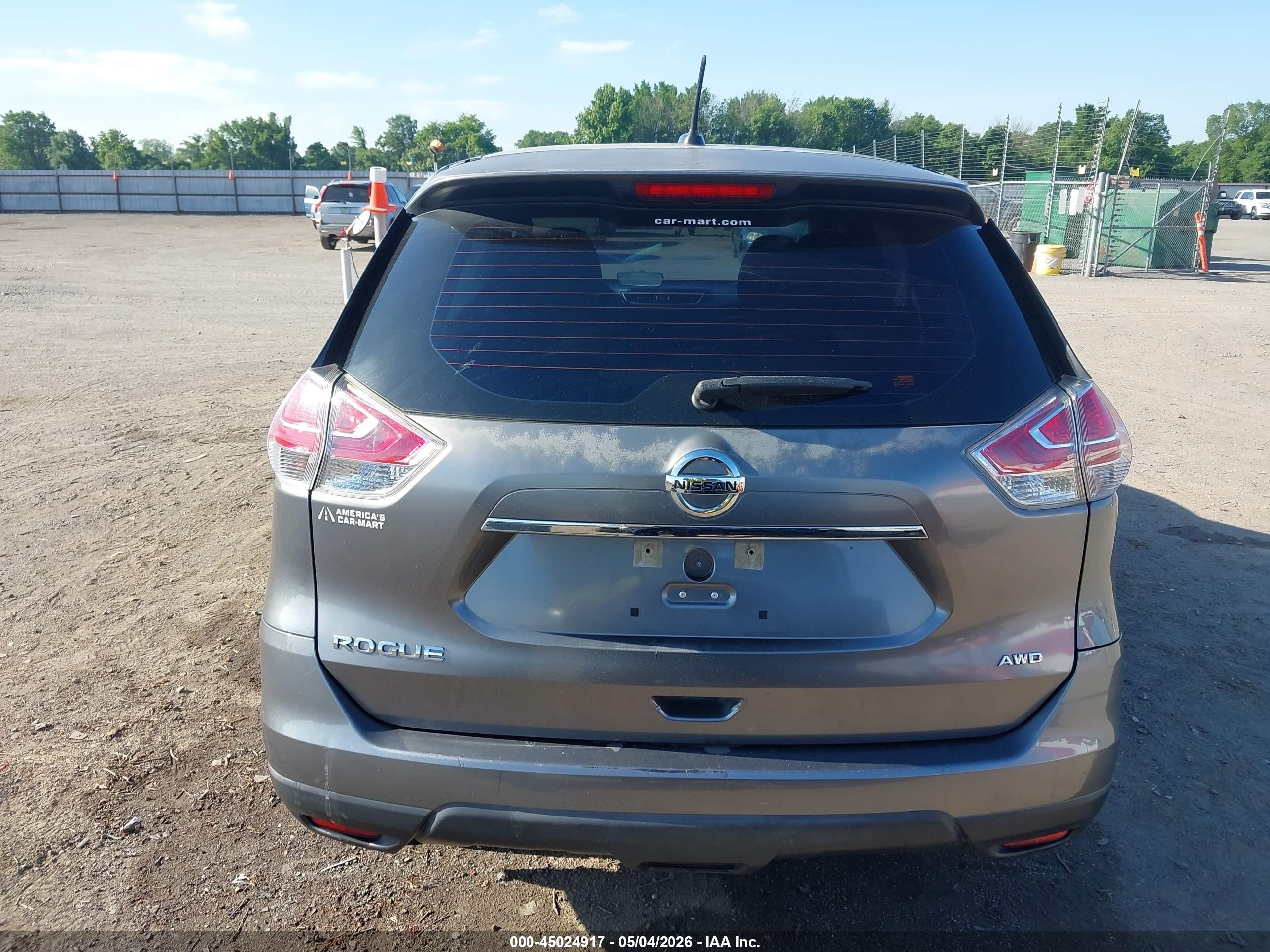 2015 Nissan Rogue S Gray vin: KNMAT2MV3FP578266