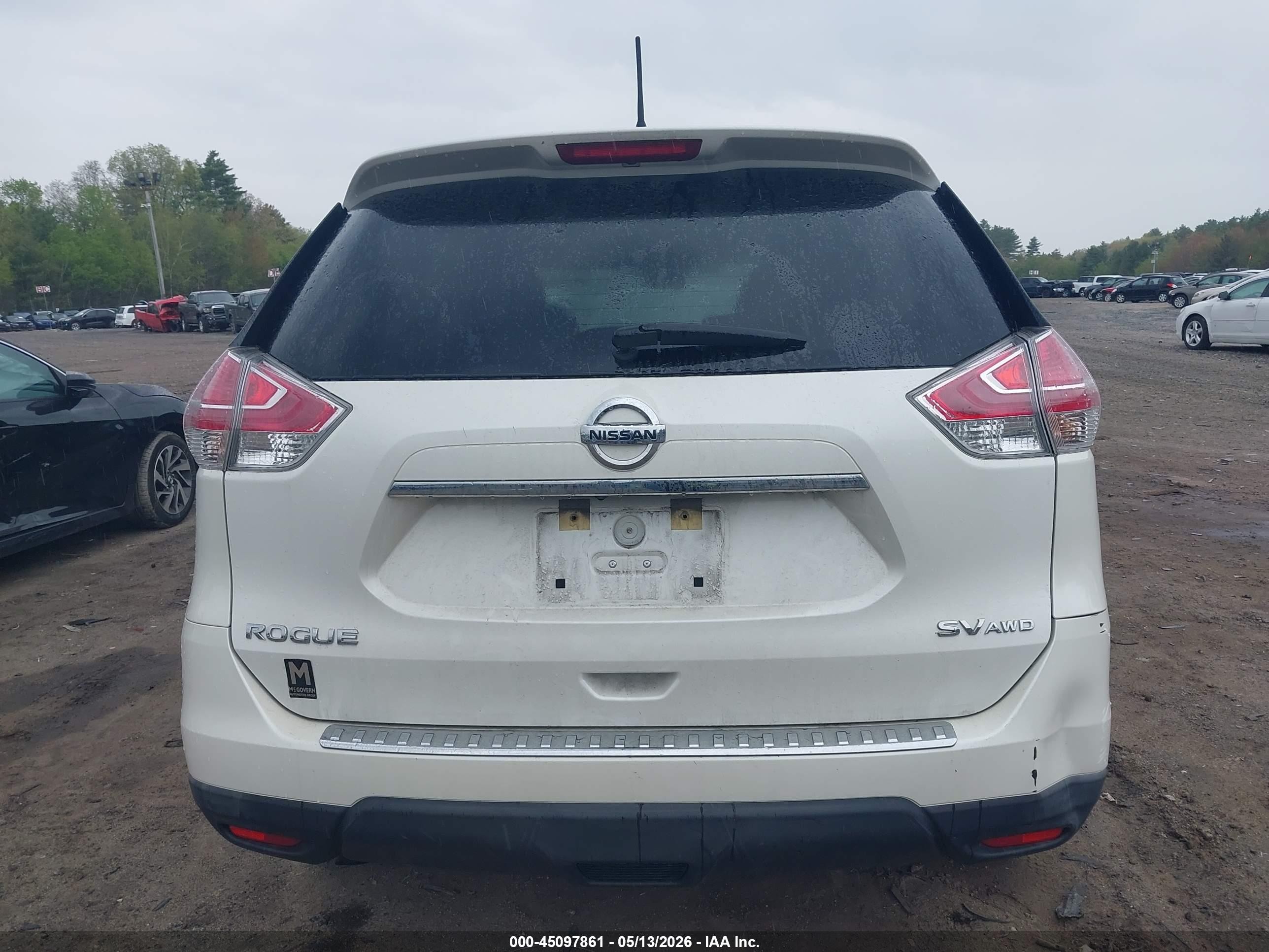 2015 Nissan Rogue Sv White vin: KNMAT2MV3FP590708