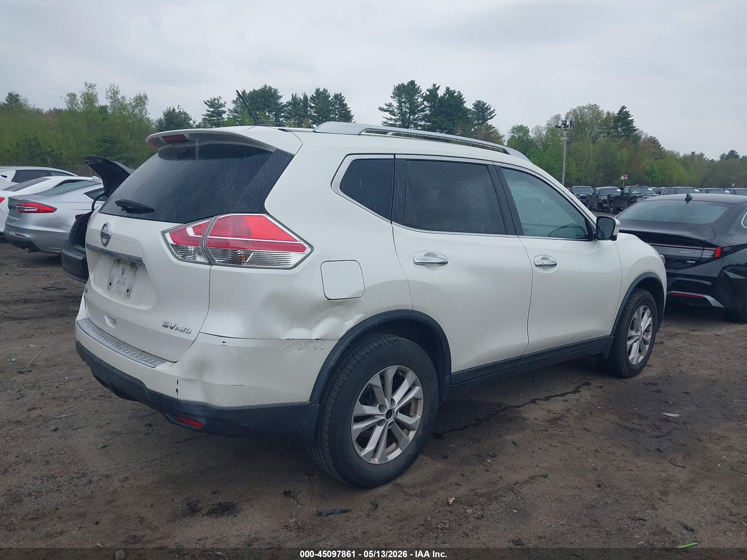 2015 Nissan Rogue Sv White vin: KNMAT2MV3FP590708