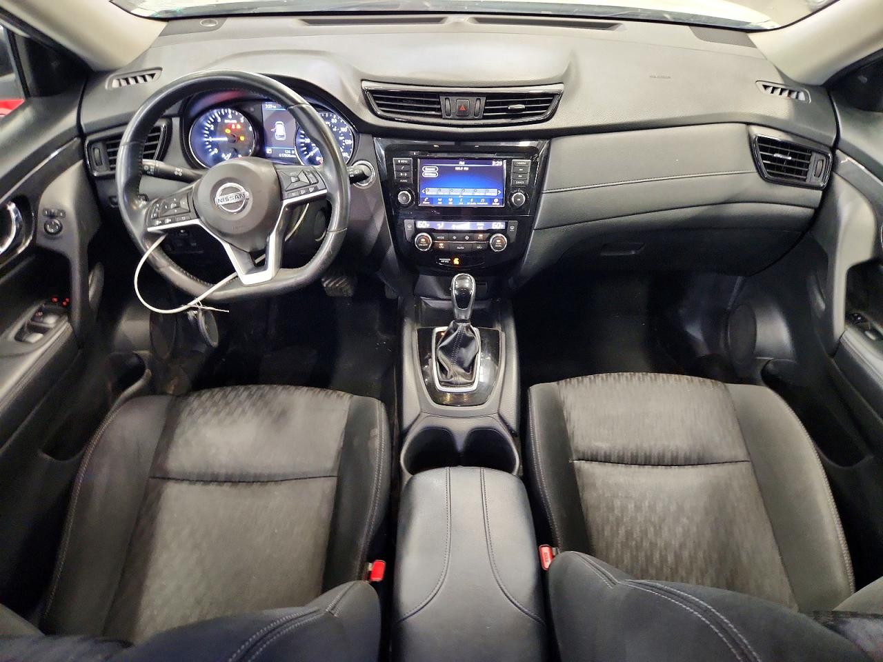 2018 Nissan Rogue Sv Белый vin: KNMAT2MV3JP531196