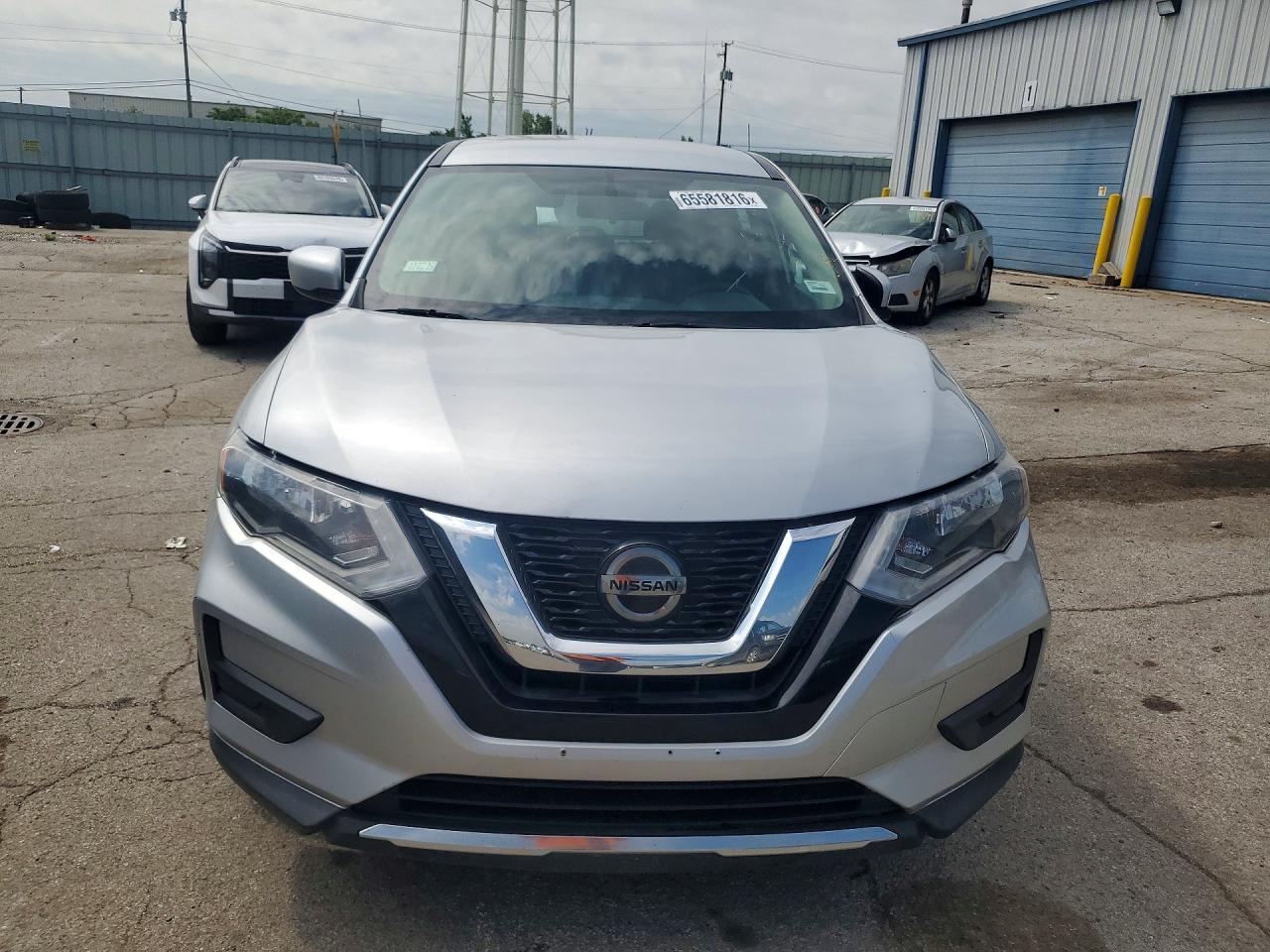 2018 Nissan Rogue S Silver vin: KNMAT2MV3JP547057