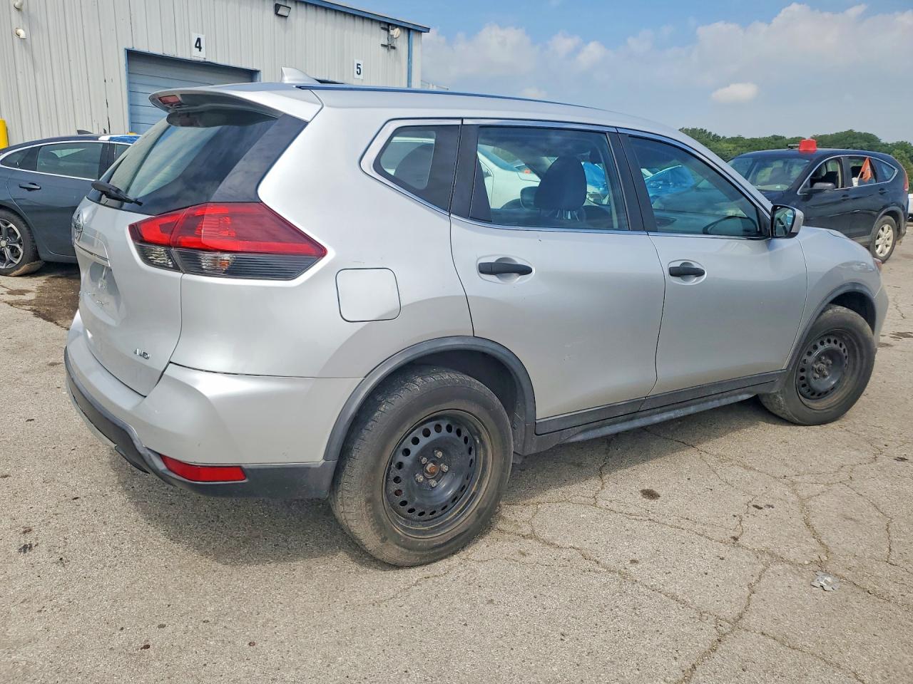 2018 Nissan Rogue S Silver vin: KNMAT2MV3JP547057