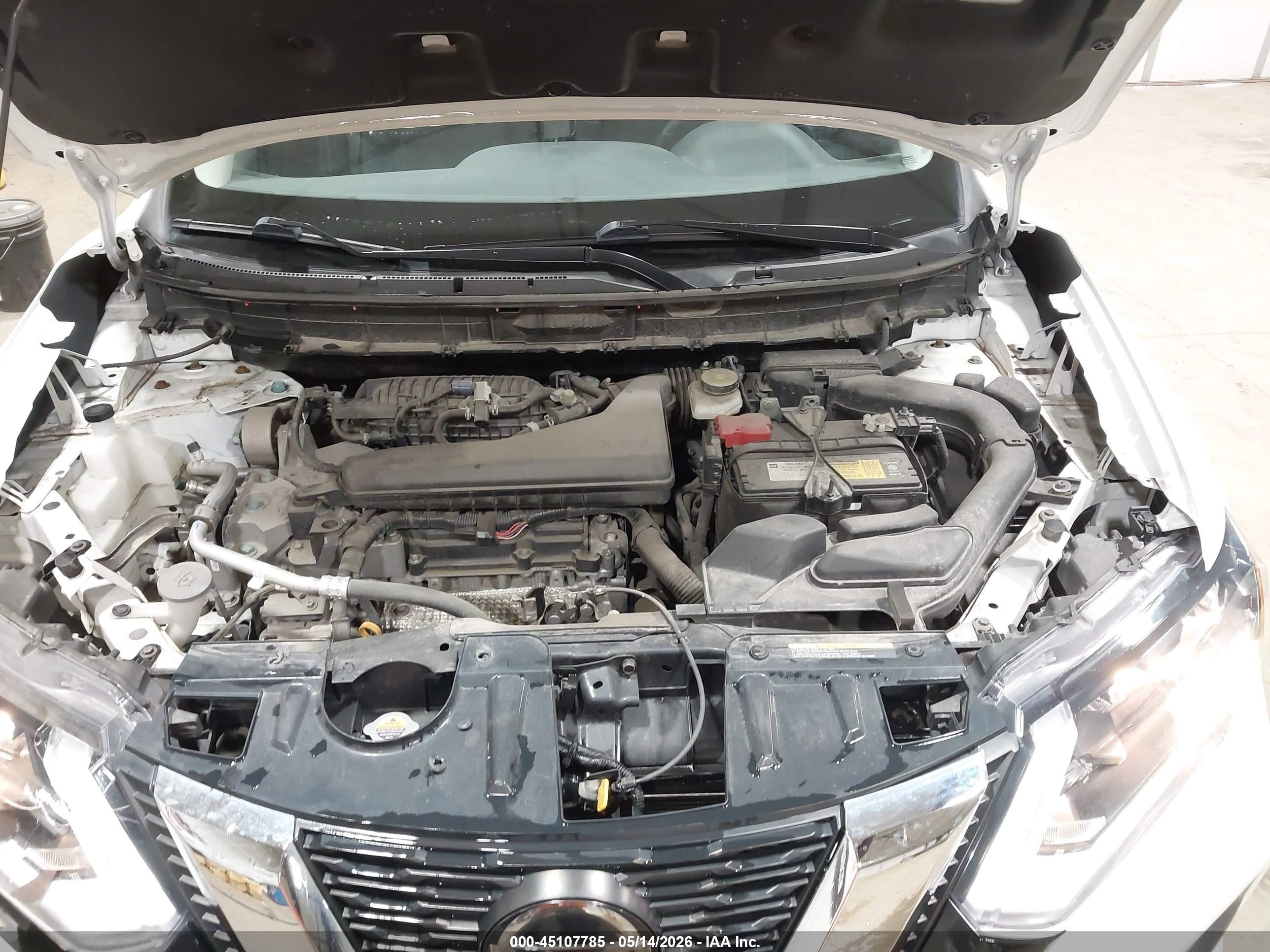 2018 Nissan Rogue Sv Белый vin: KNMAT2MV3JP559631
