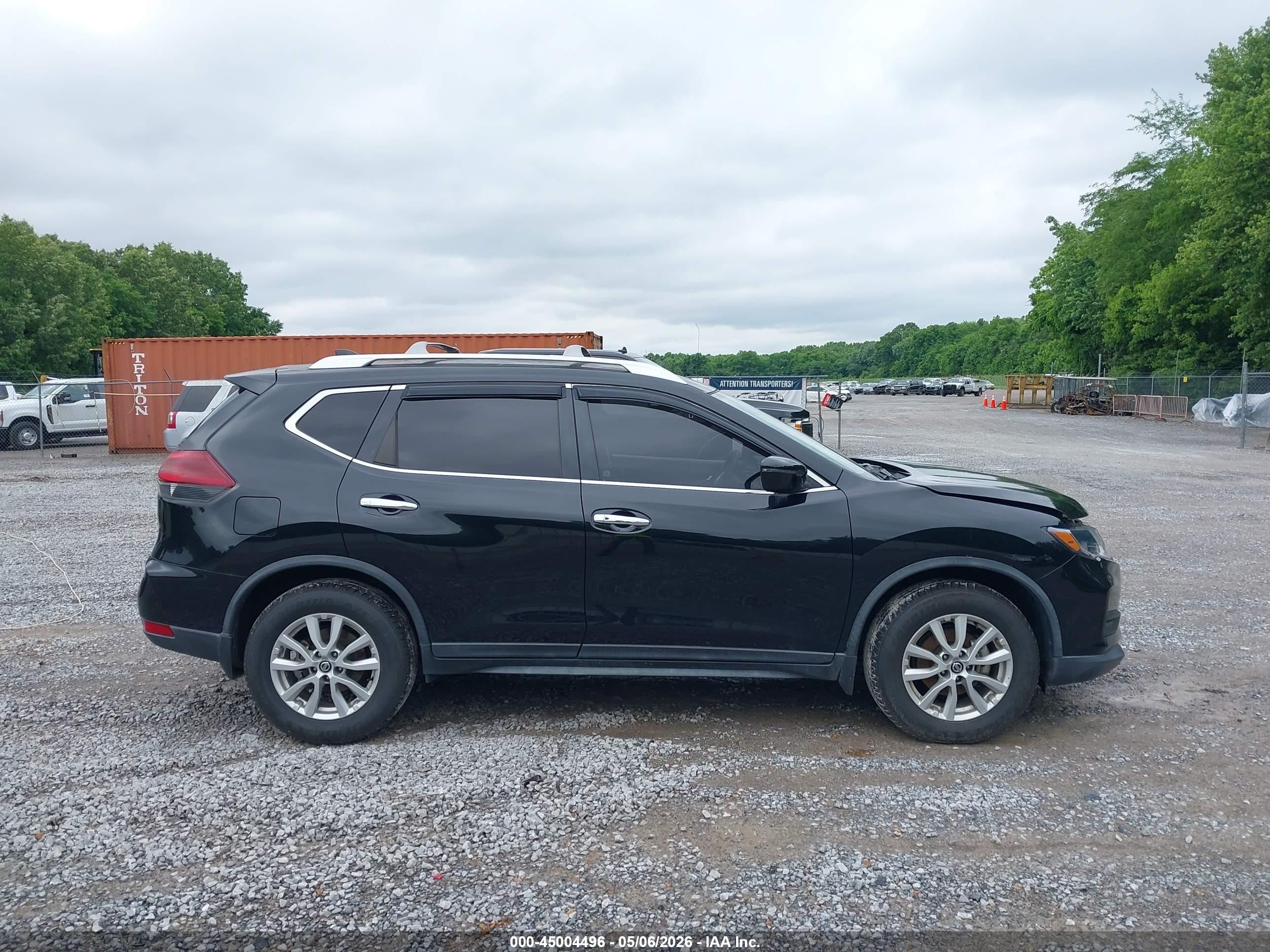 2019 Nissan Rogue Sv Черный vin: KNMAT2MV3KP546086