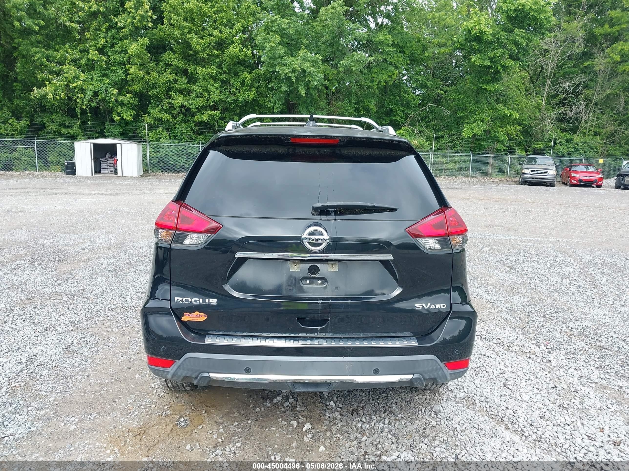 2019 Nissan Rogue Sv Черный vin: KNMAT2MV3KP546086