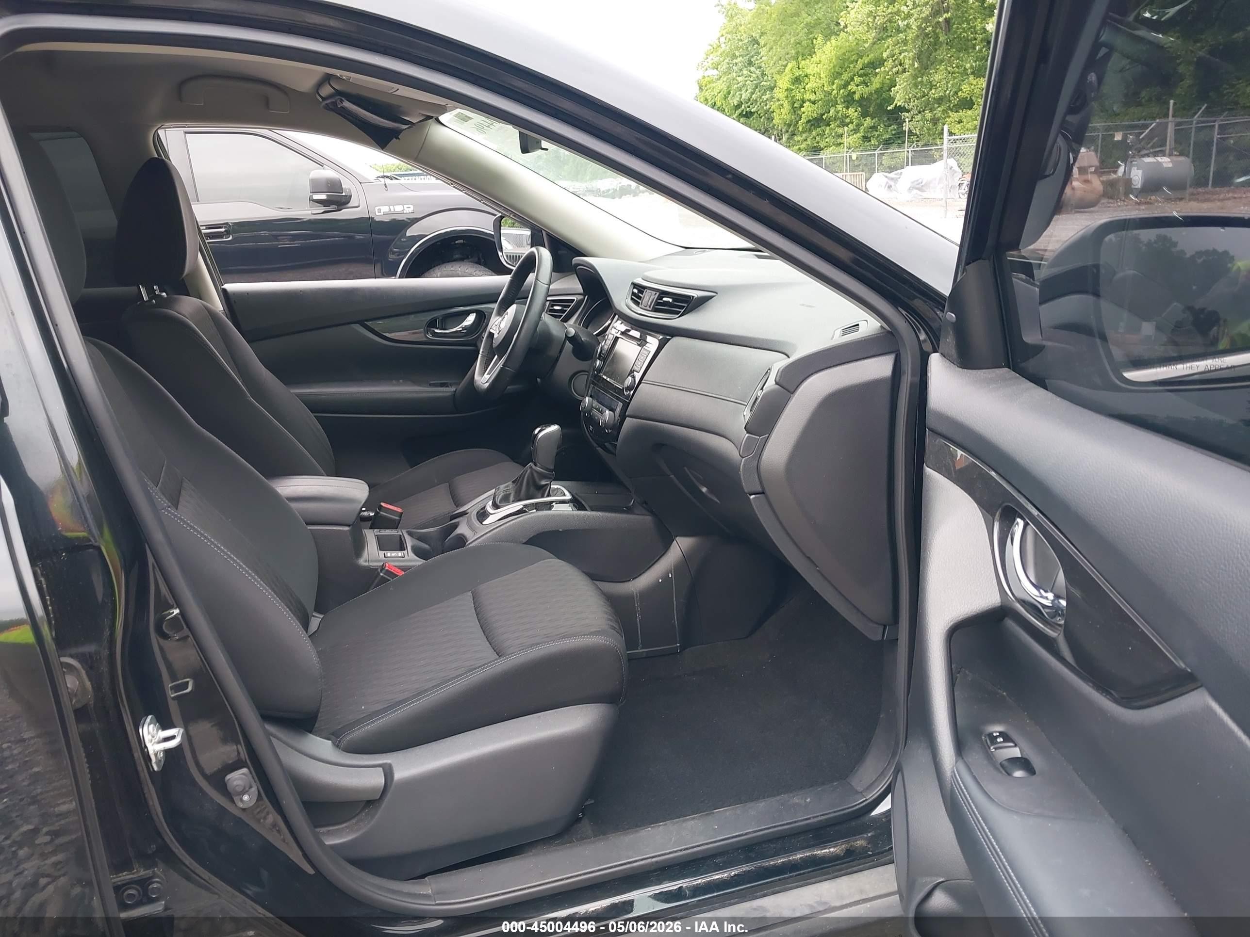 2019 Nissan Rogue Sv Черный vin: KNMAT2MV3KP546086