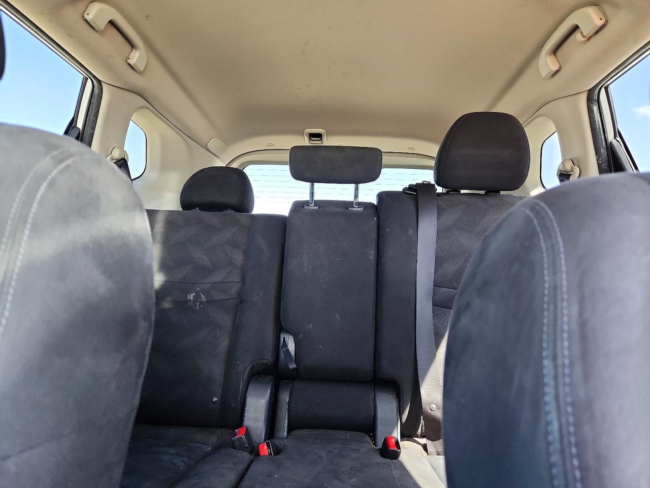 2015 Nissan Rogue Sv Серебряный vin: KNMAT2MV4FP506170