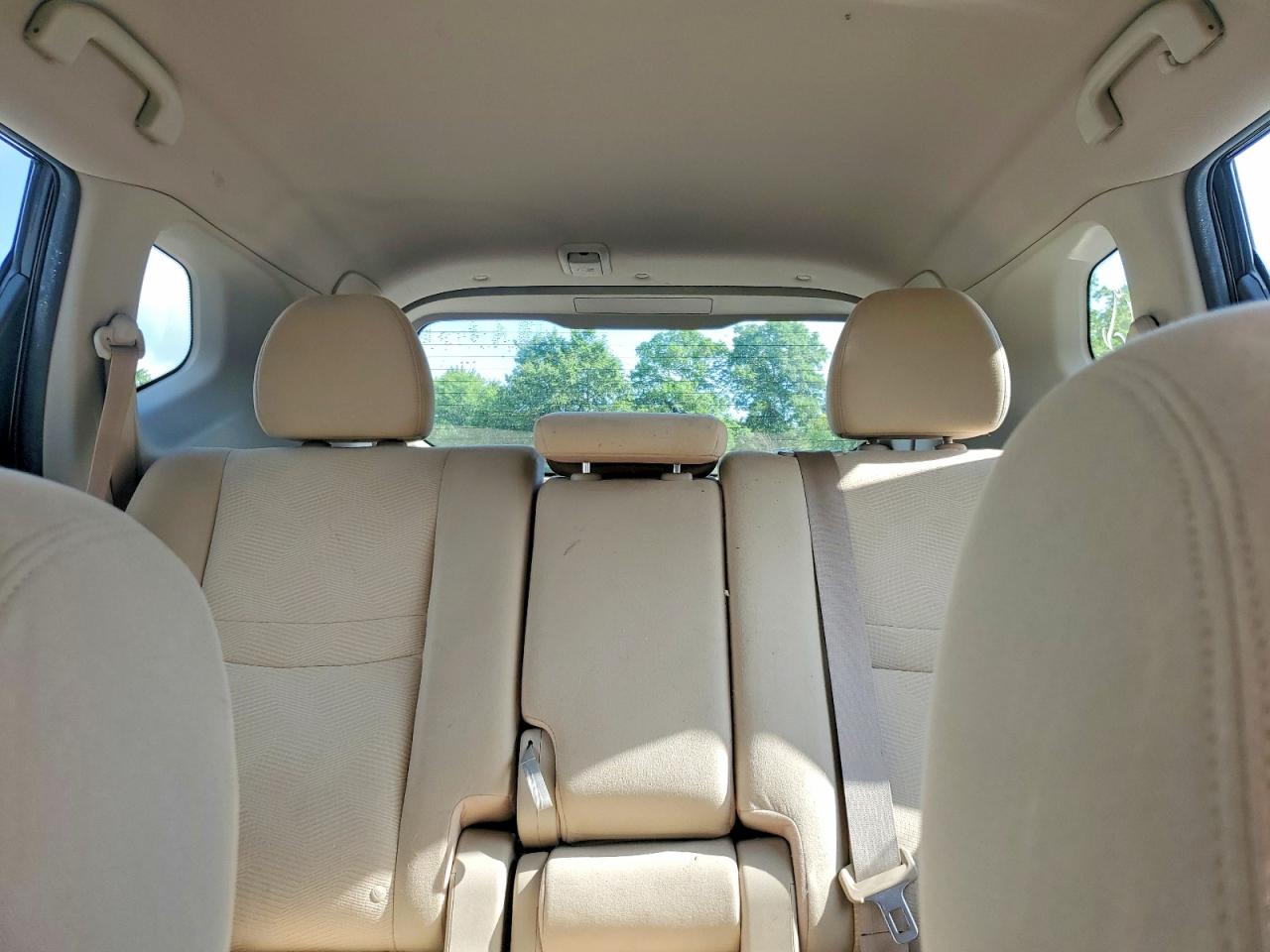 2015 Nissan Rogue S Черный vin: KNMAT2MV4FP512146