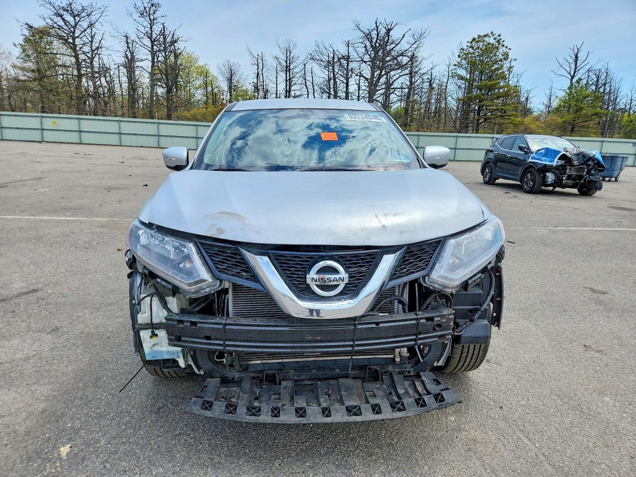 2015 Nissan Rogue S Silver vin: KNMAT2MV4FP521879