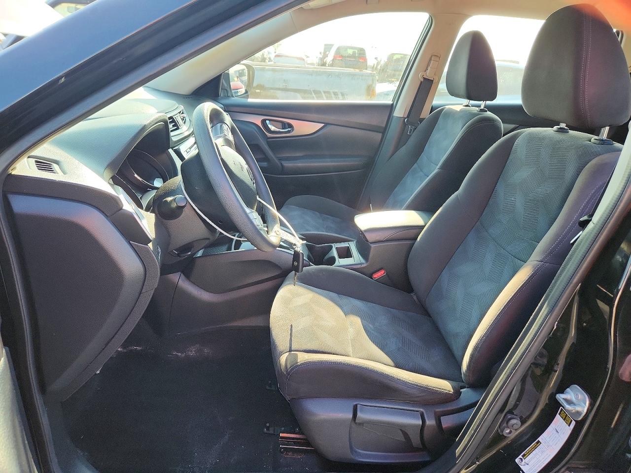 2015 Nissan Rogue S Black vin: KNMAT2MV4FP534681