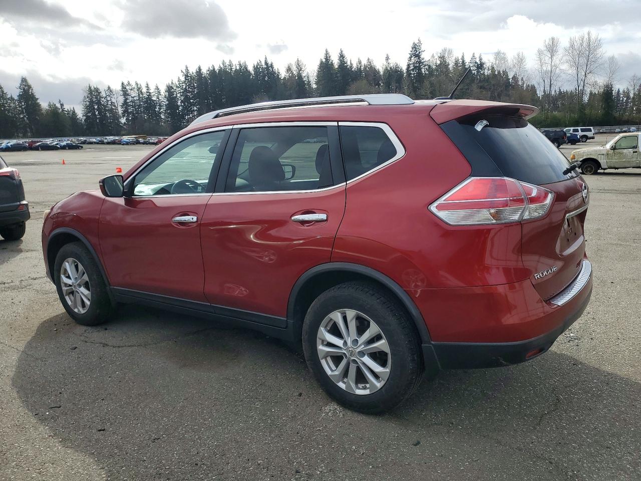 2015 Nissan Rogue Sv Red vin: KNMAT2MV4FP546281